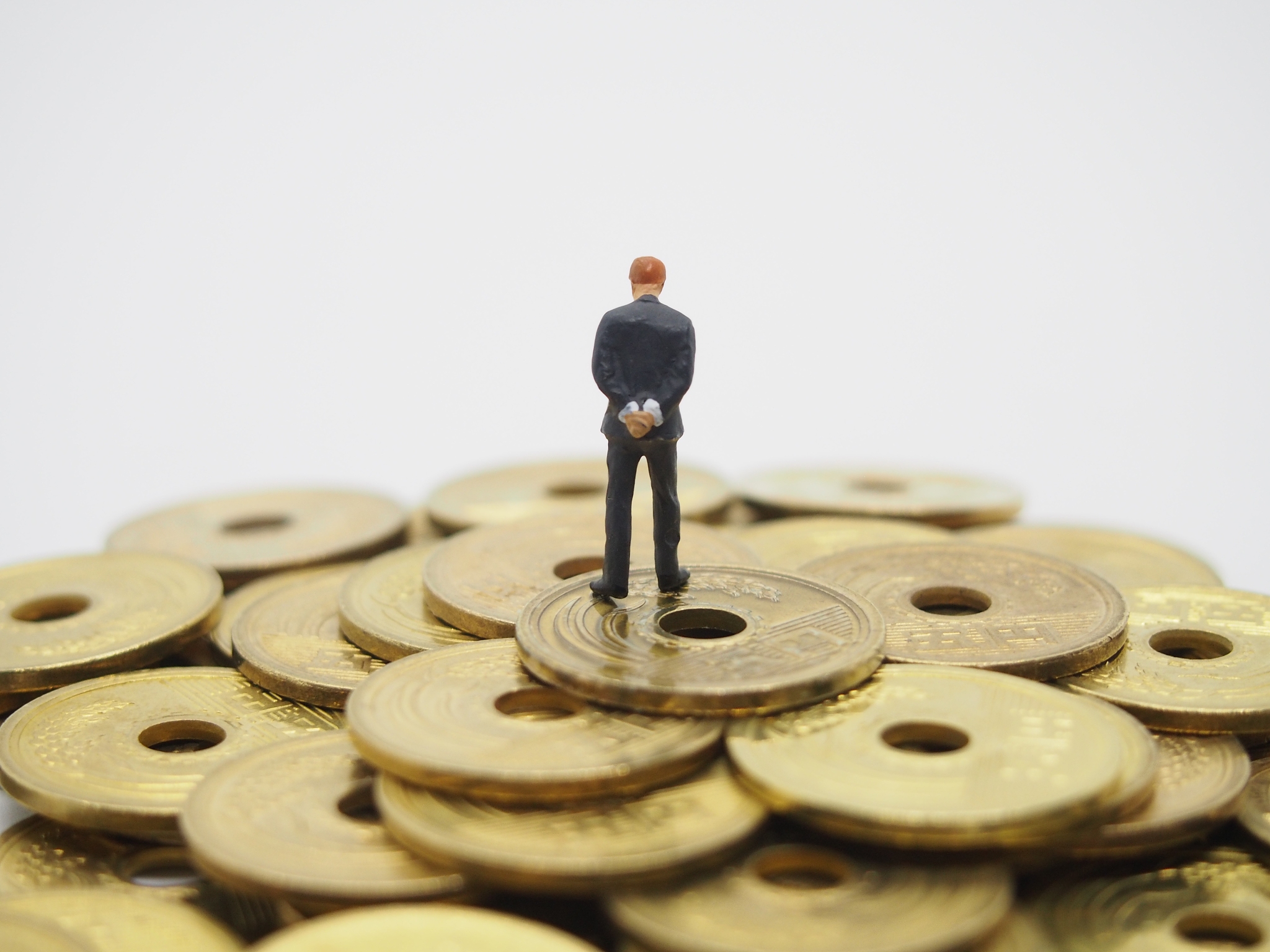 商业案例：商人如何用“套路”赚取24万？