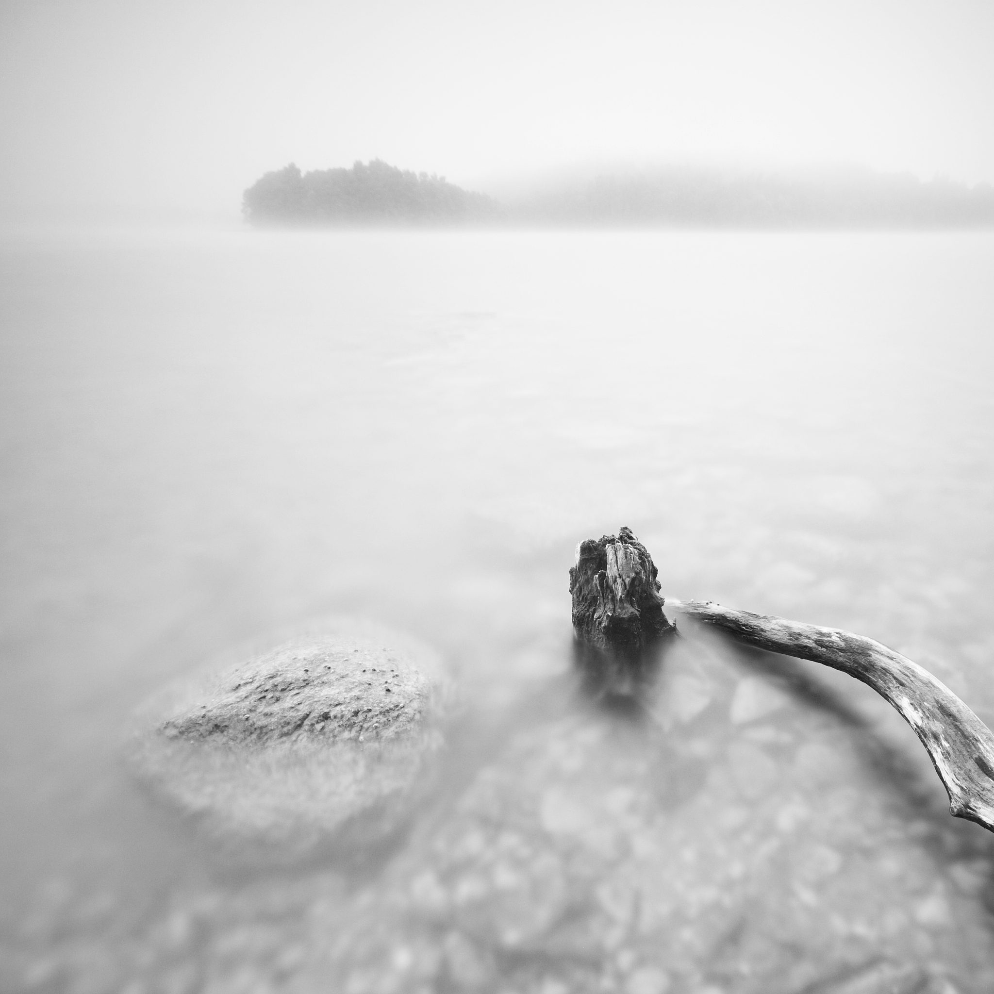 从此一别，隔世经年，山长水阔：离别的痛苦和永恒的思念