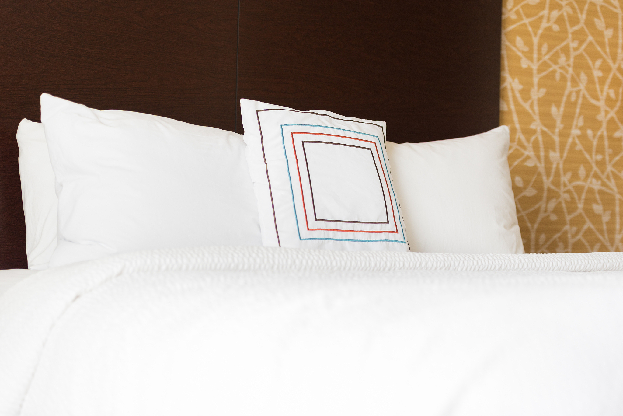 bed spread pillow