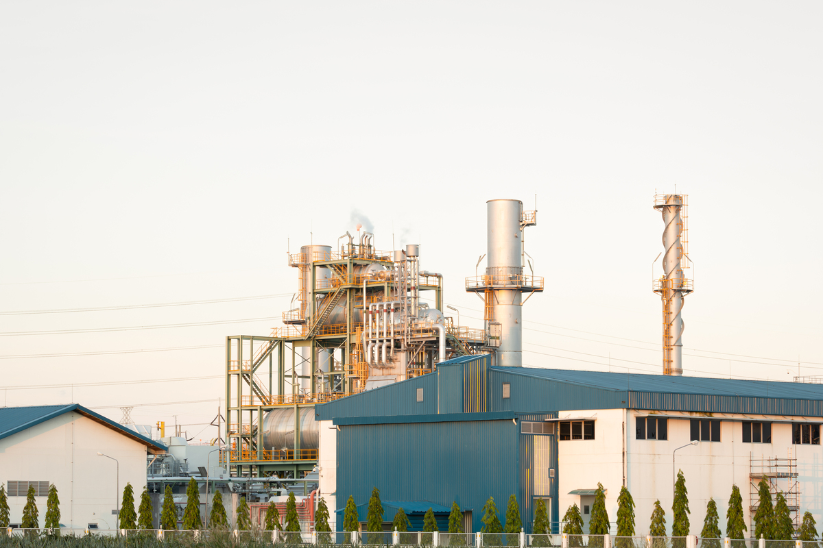 河南神火股份：电解铝和煤炭开采的行业领军者