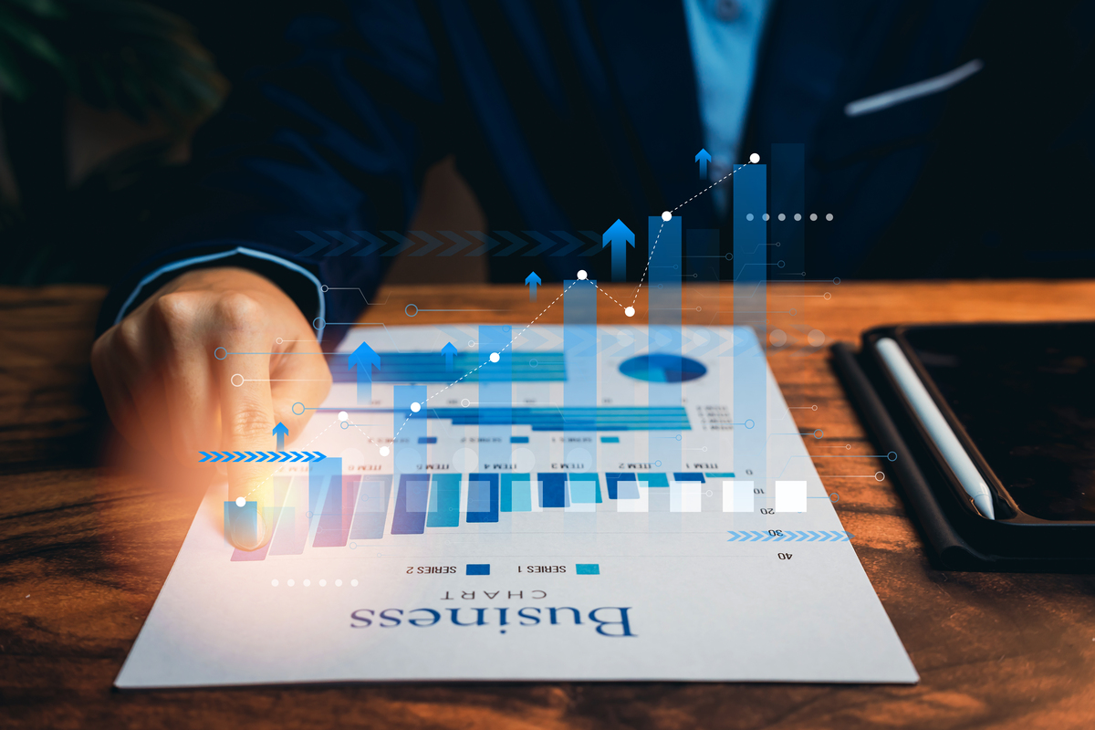 اختيار مؤشر فني وخوارزمية التنبؤ بالبيانات، تعيين بعض المعلمات اللازمة وتدريب نموذج التنبؤ بالأموال باستخدامالبيانات السابقة للأسهم翻译英语