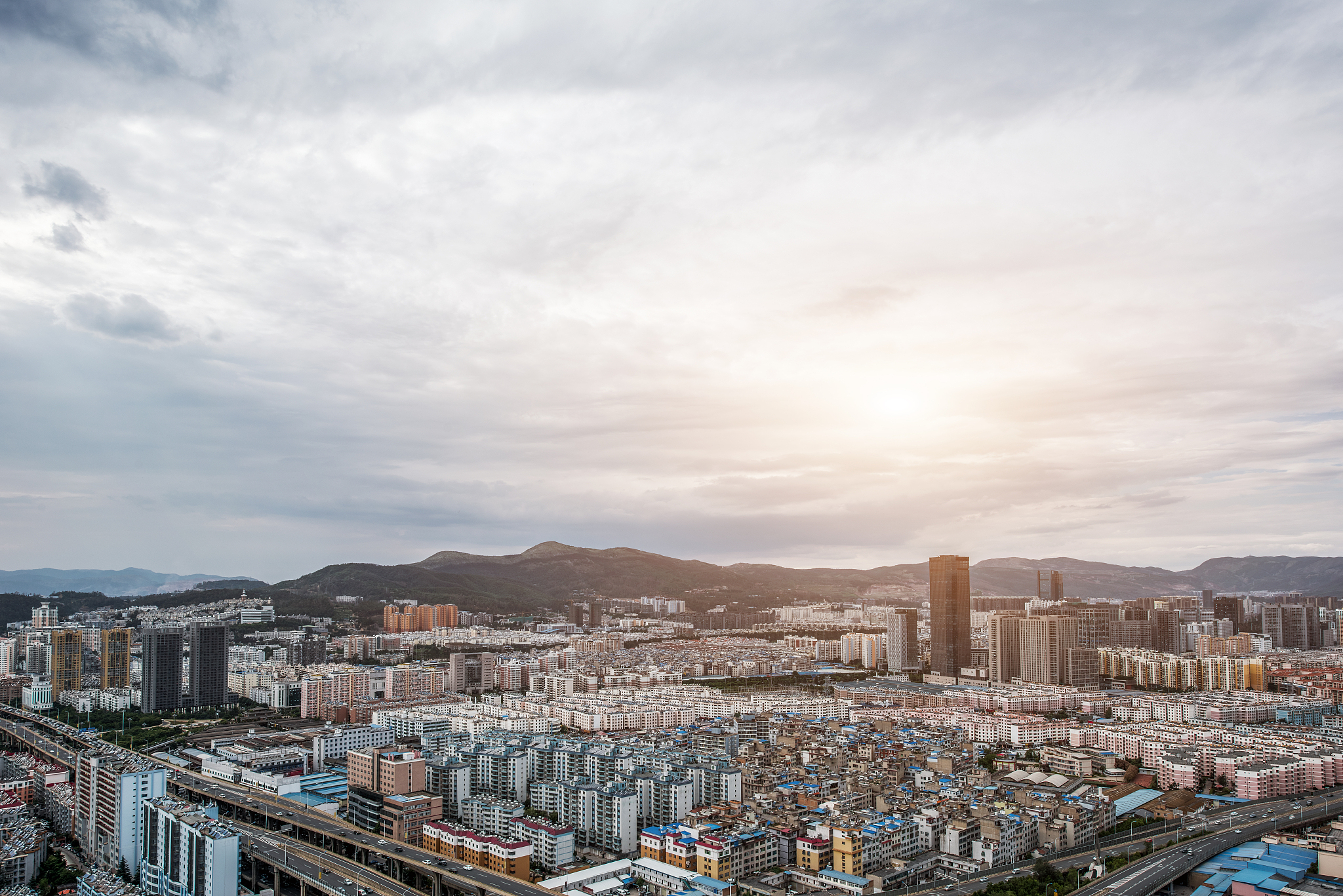 the modern city skyline