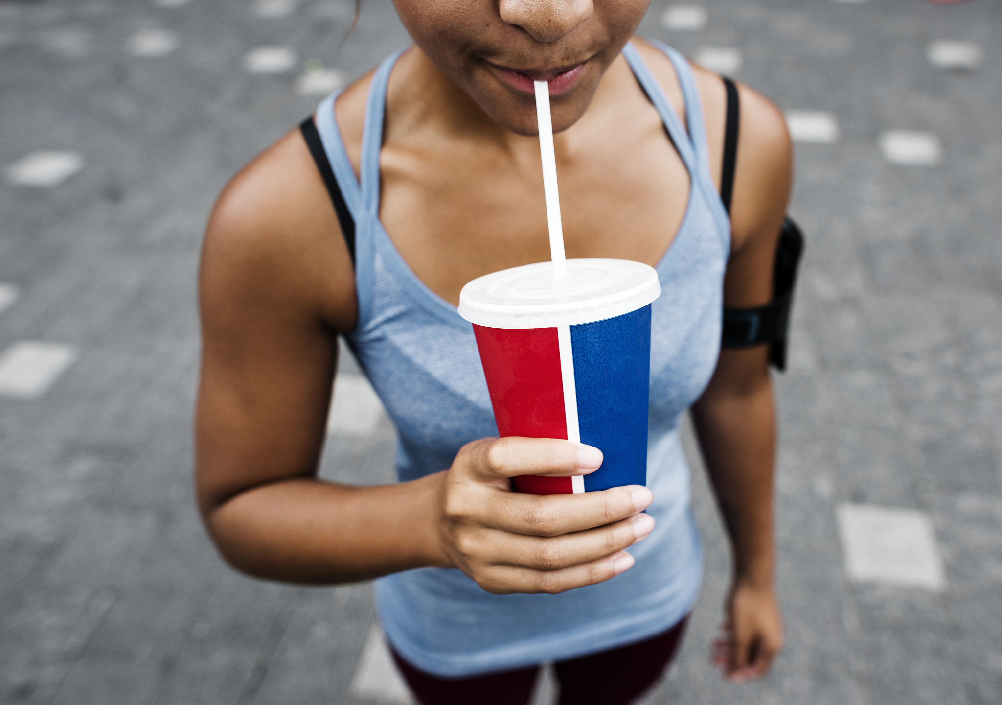 大学运动饮料广告分镜脚本：青春活力，激情无限