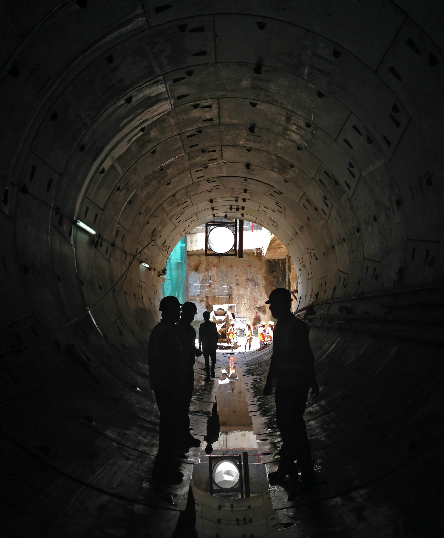 隧道养护科研创新方案：提高安全性、可靠性和使用寿命