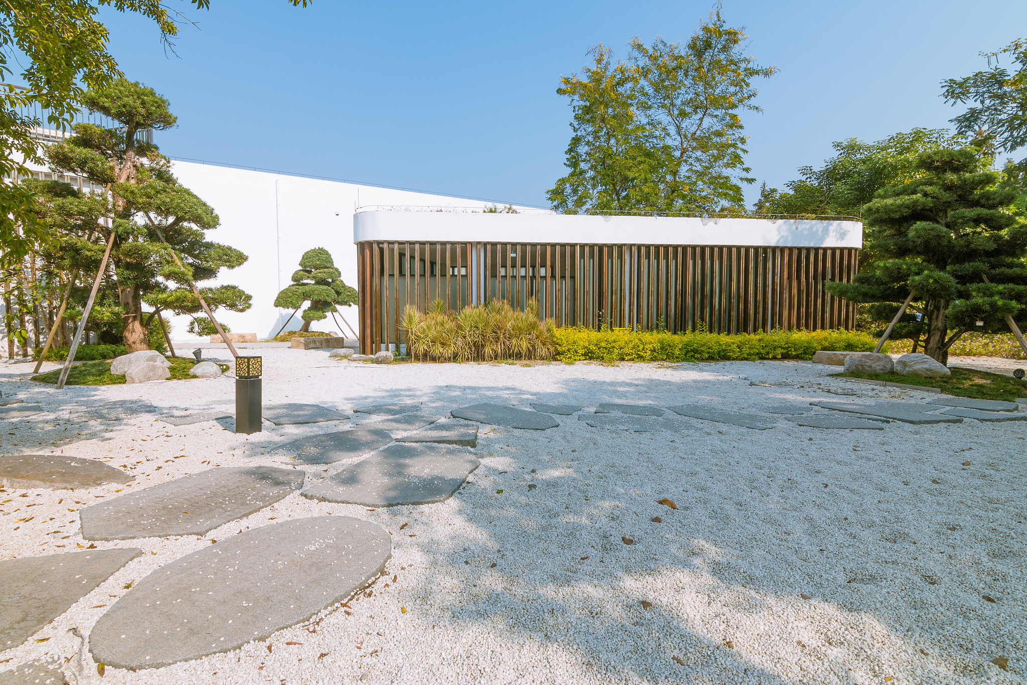 毕业设计论文文化养老模式下的菏泽市郭大千社区居住空间设计研究的主要任务及目标：