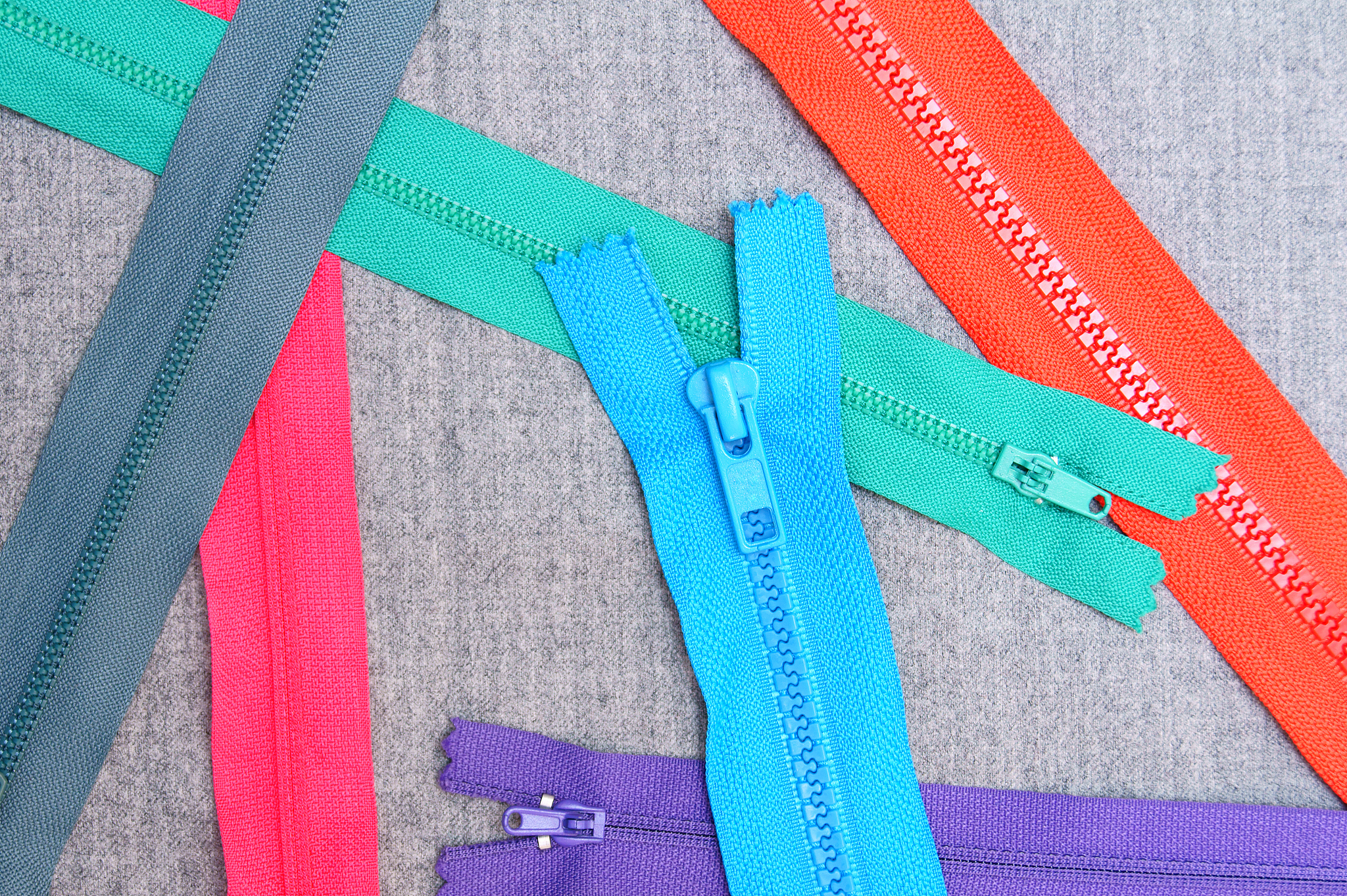 zipper lock.