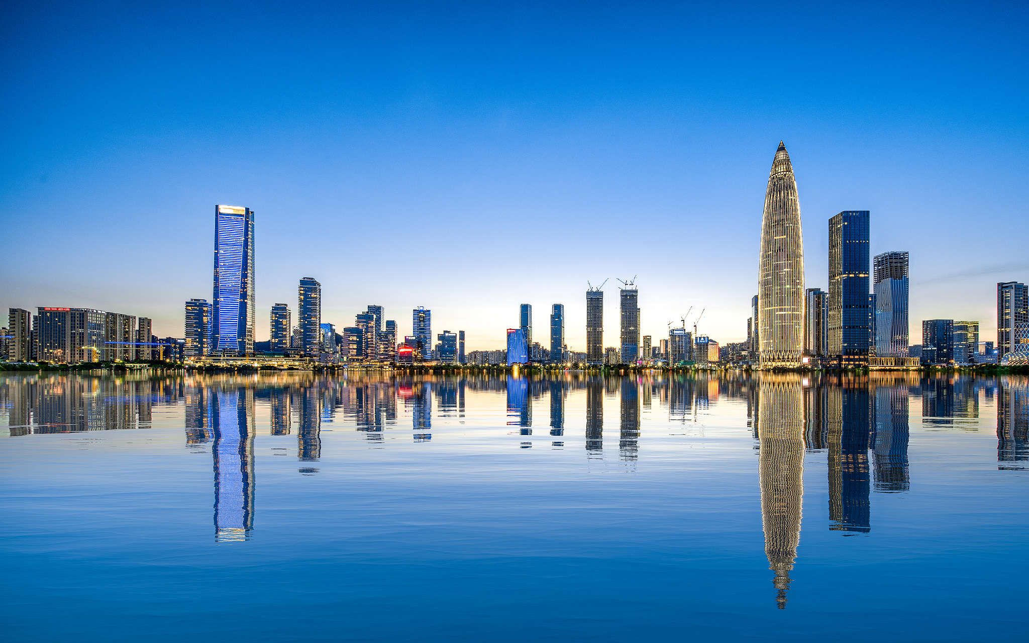 深圳摄影专业中专推荐：学摄影，就选这几个！