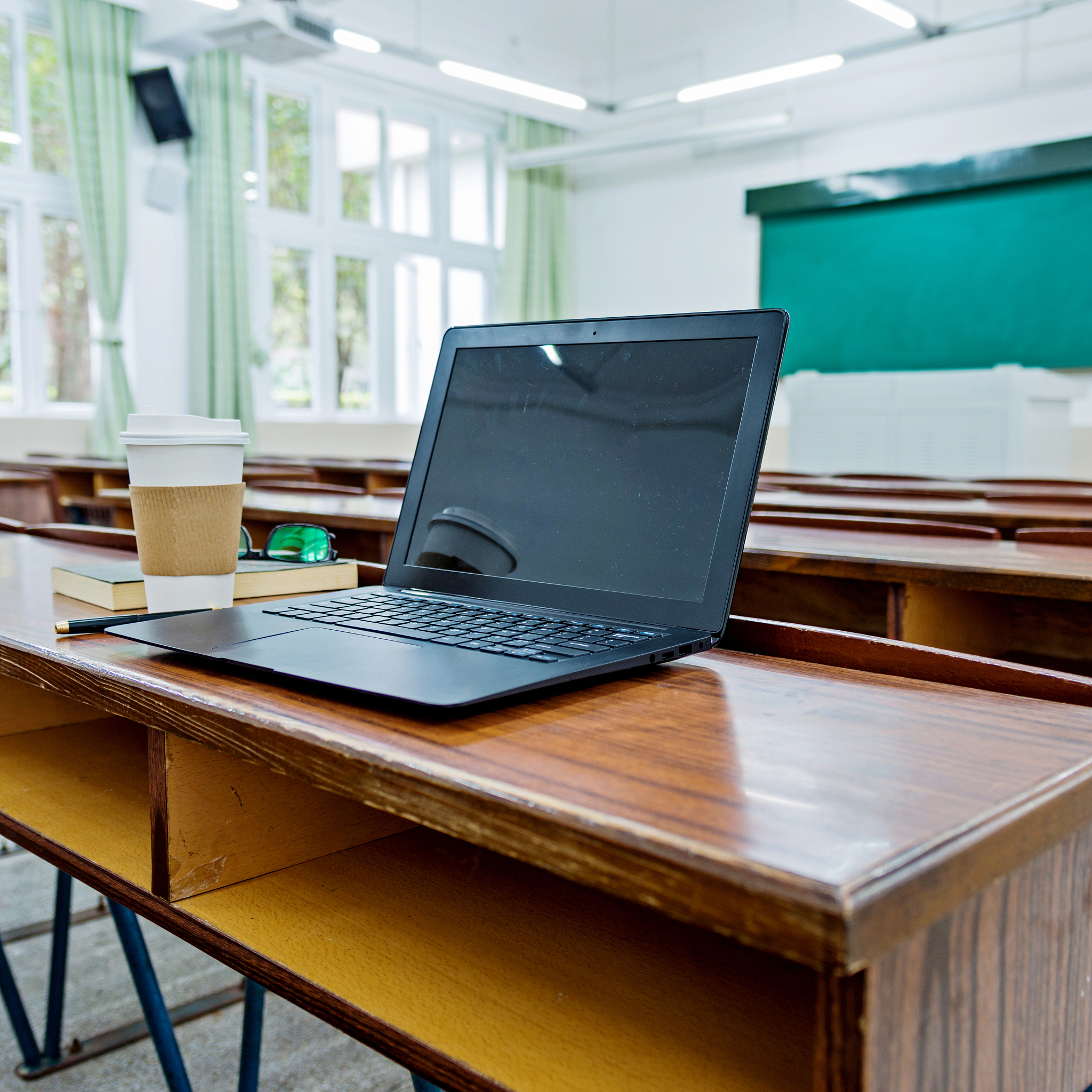 无锡太湖技工学校招生简章：开启你的技工人生，成就未来梦想