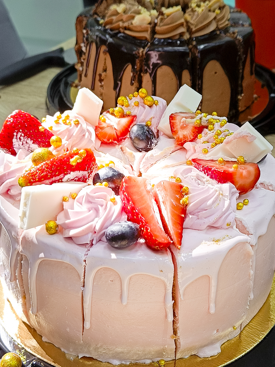 世界冠军代言，百丽格娜蛋糕，健康美味新选择！