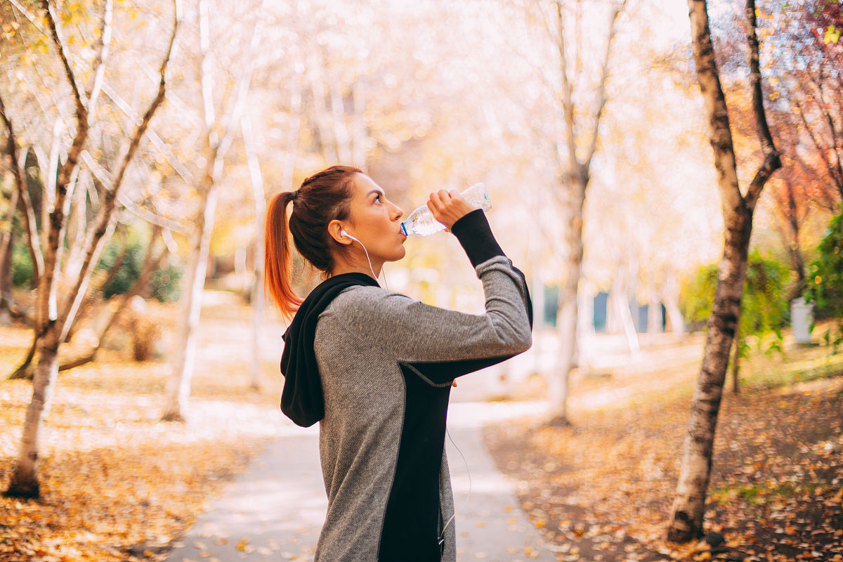 成年人一天饮水量