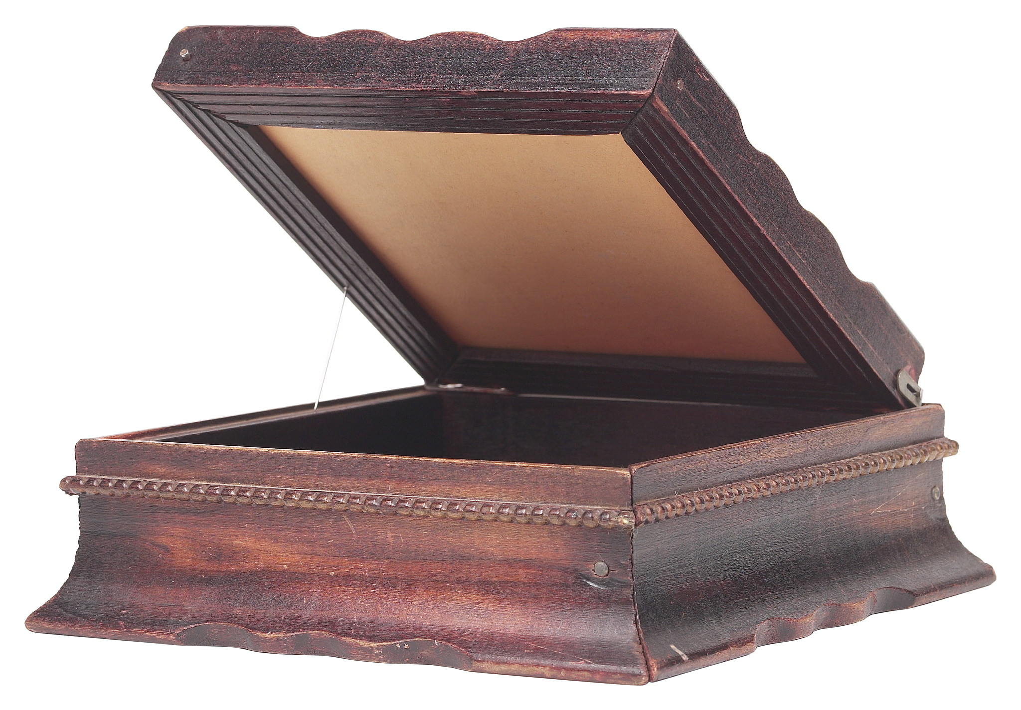 定制骨灰盒流程：纪念亲人与爱宠的独特方式