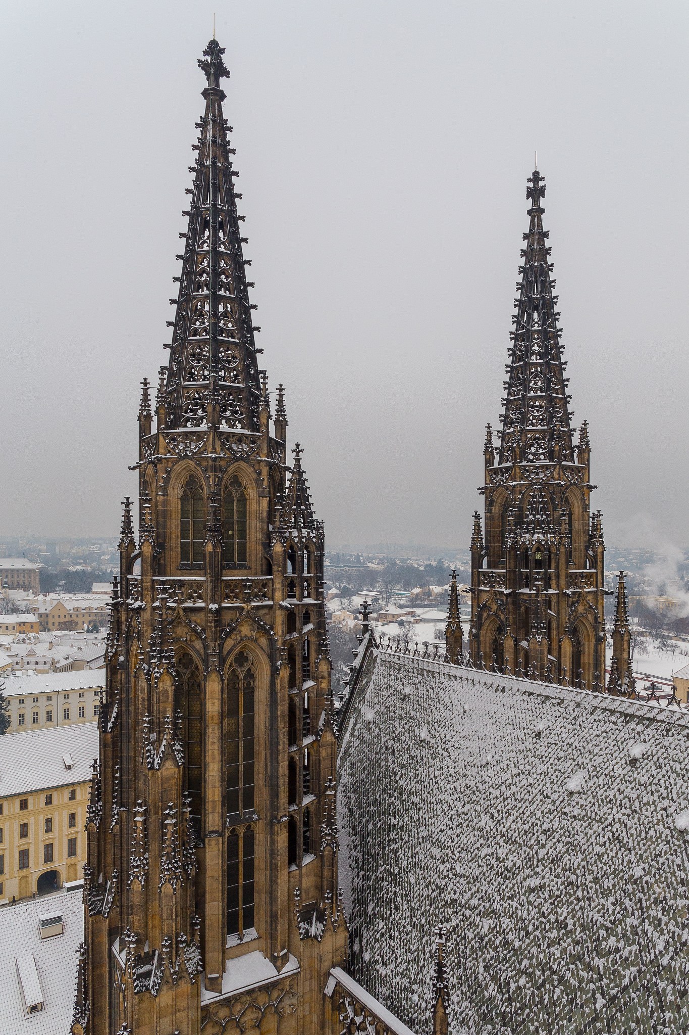 请帮我写1篇不少于800汉字的博客文章语言要幽默口语化。主题是：欧洲自由行旅行全攻略