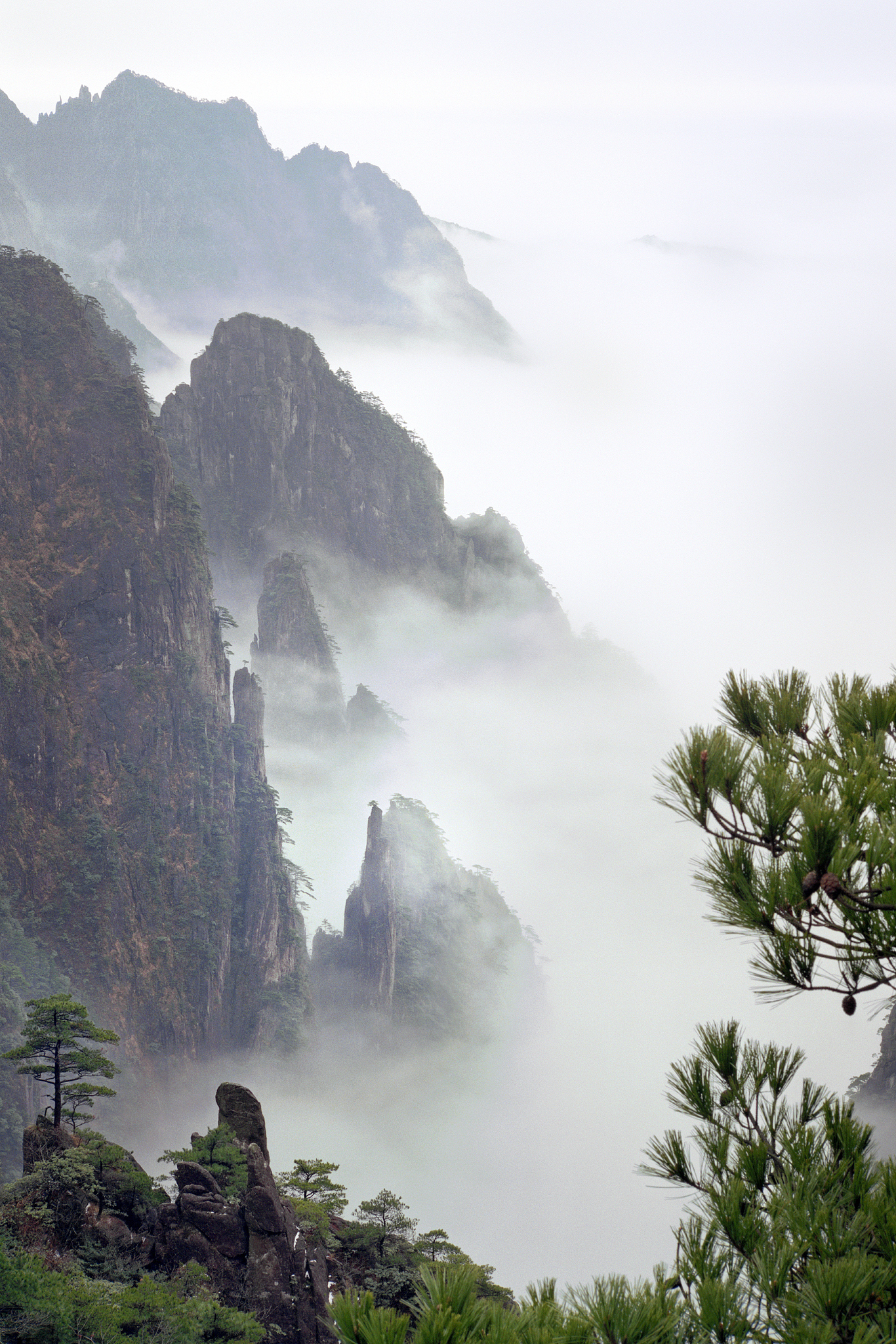 大别山诗歌：赞美巍峨壮观的山河之美