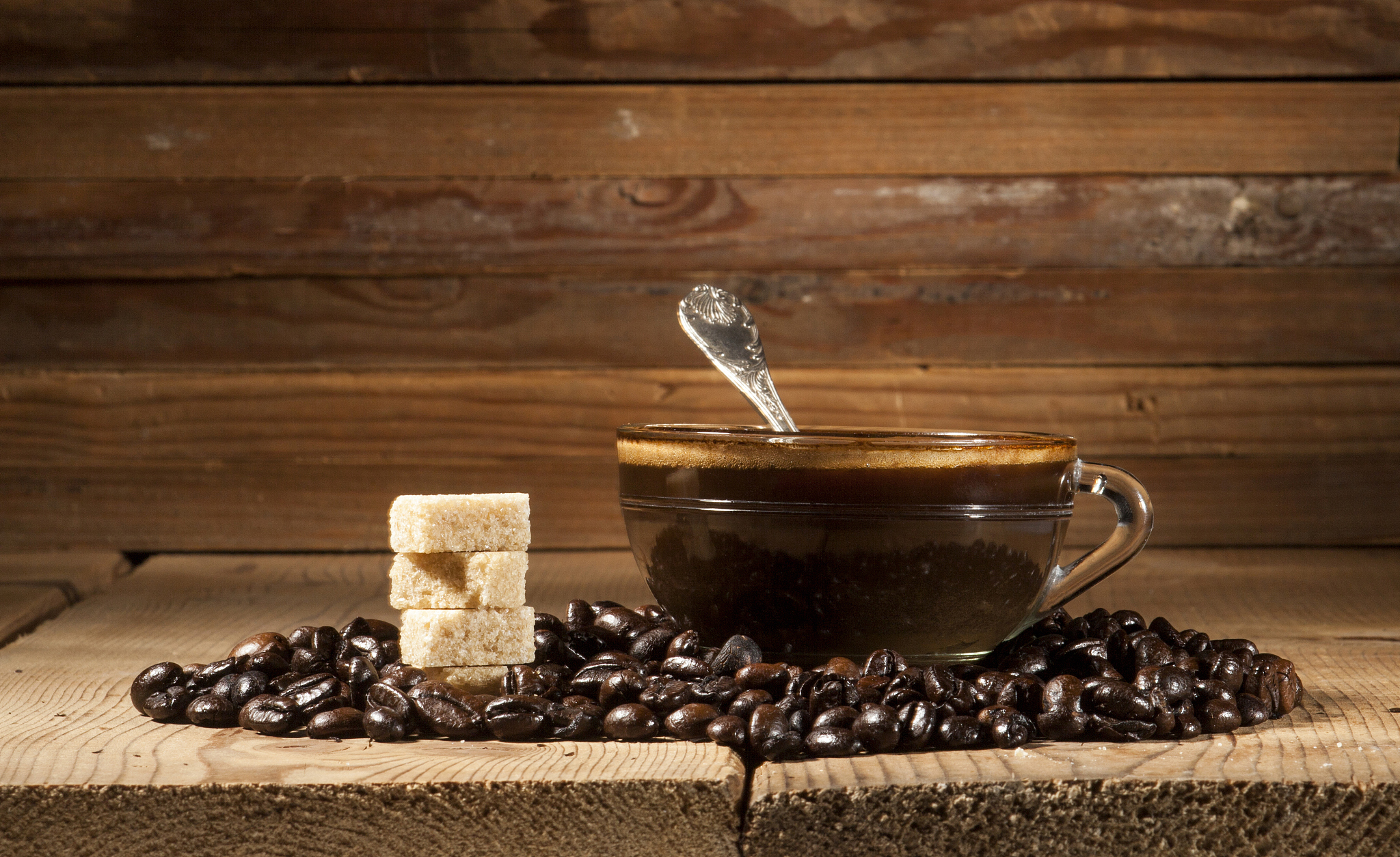 我的手冲咖啡豆品牌名称是“之讴”，请根据我的品牌名，写50个广告语，要求含有“咖啡之讴”四个字，并从满足用户情感需求入手。