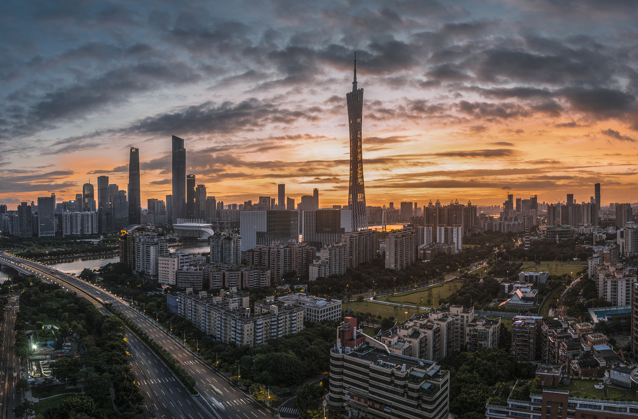 广州火烧云#中国爬楼联盟#