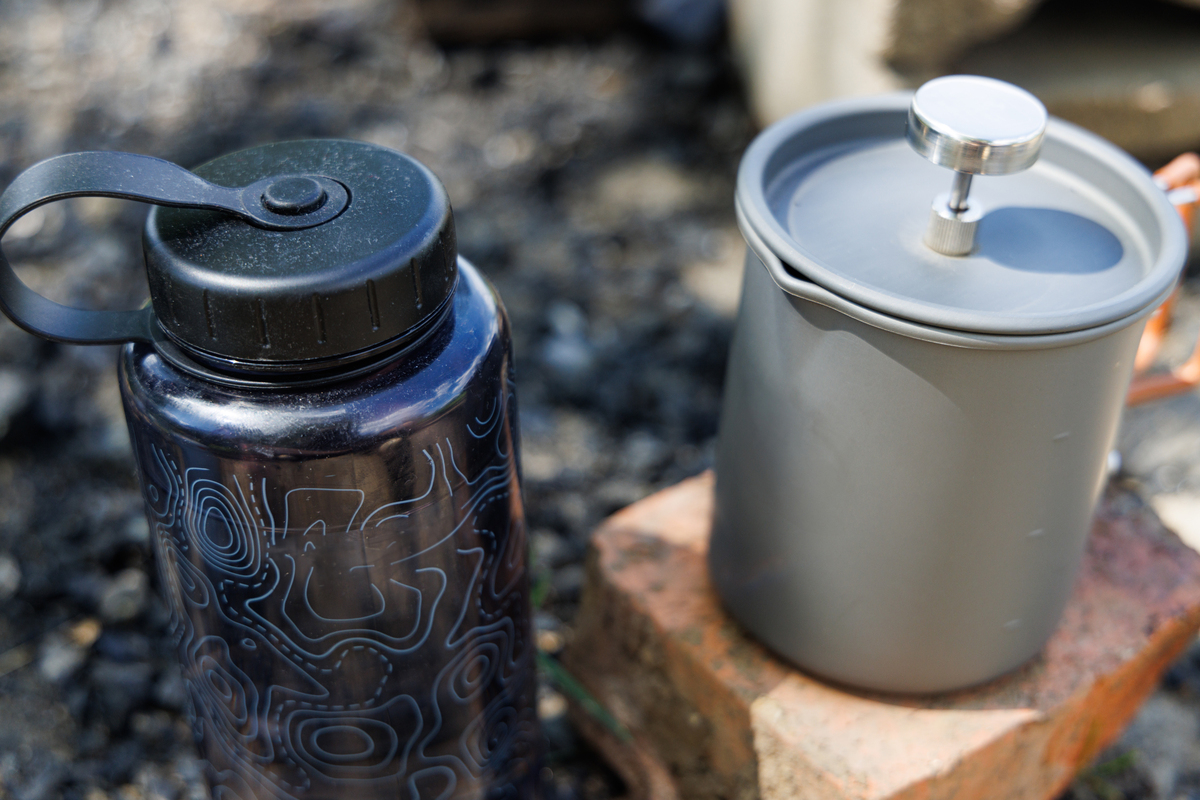 方便携带酒具指南：户外旅行聚会必备