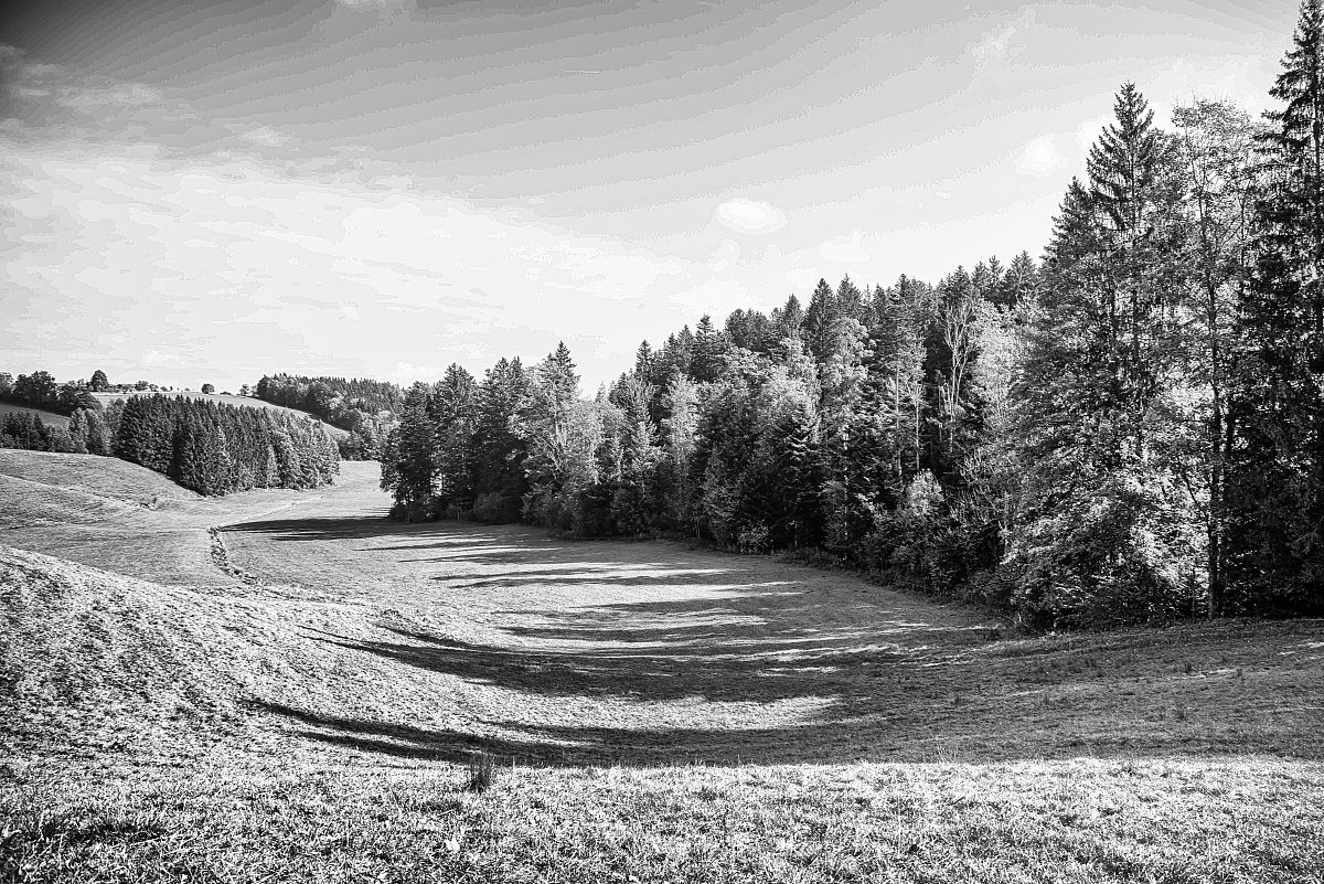 Python生成美丽风景图片代码示例 - Pillow库入门