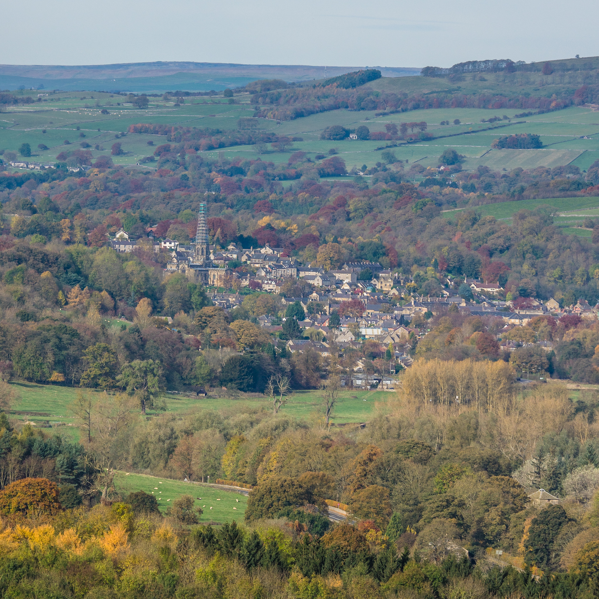 考研复试现场，请以第一人称用英语简短有趣地一下你的家乡马鞍山