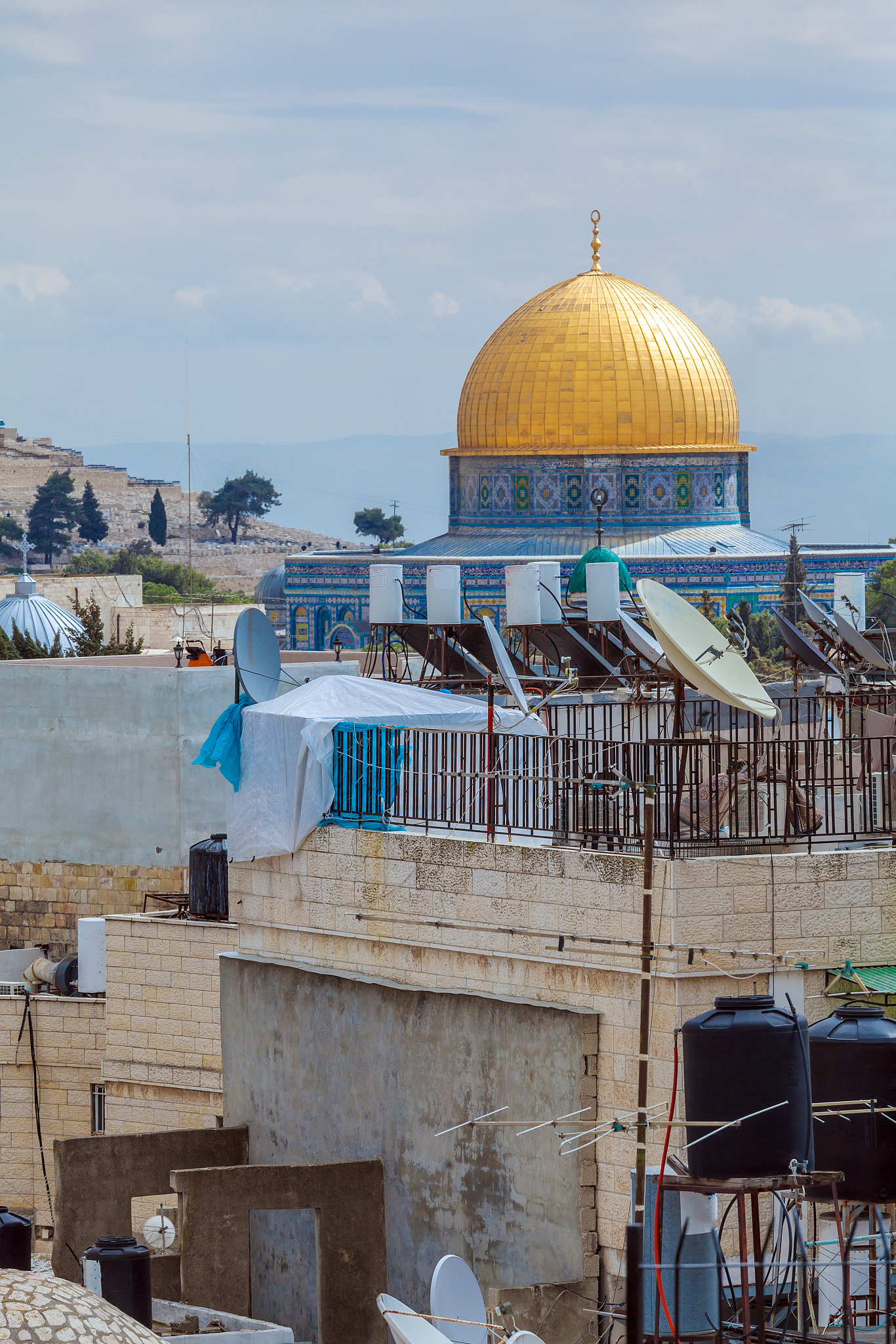 dome of the rock on temple mount of old city, jerusalem