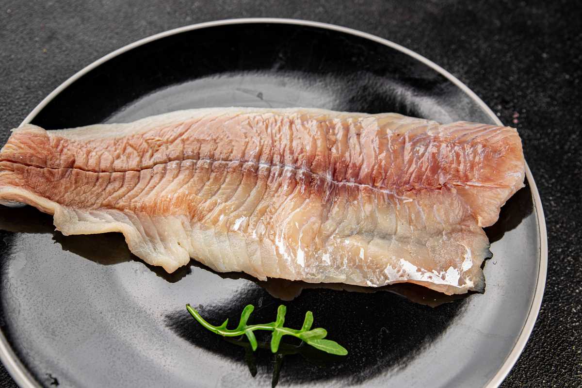 鱼肉发硬像橡胶？教你识别和解决方法！