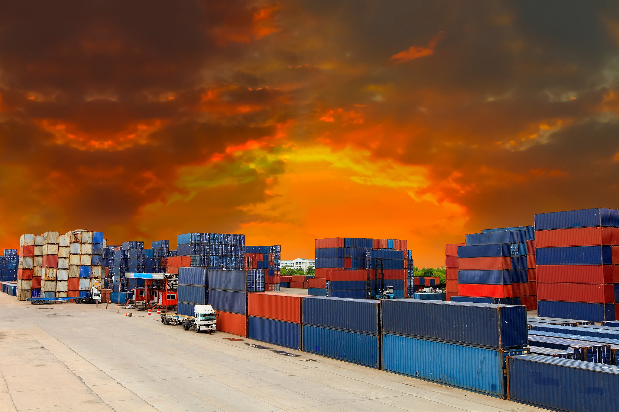 中国向加沙运送物资指南：步骤、法规和物流