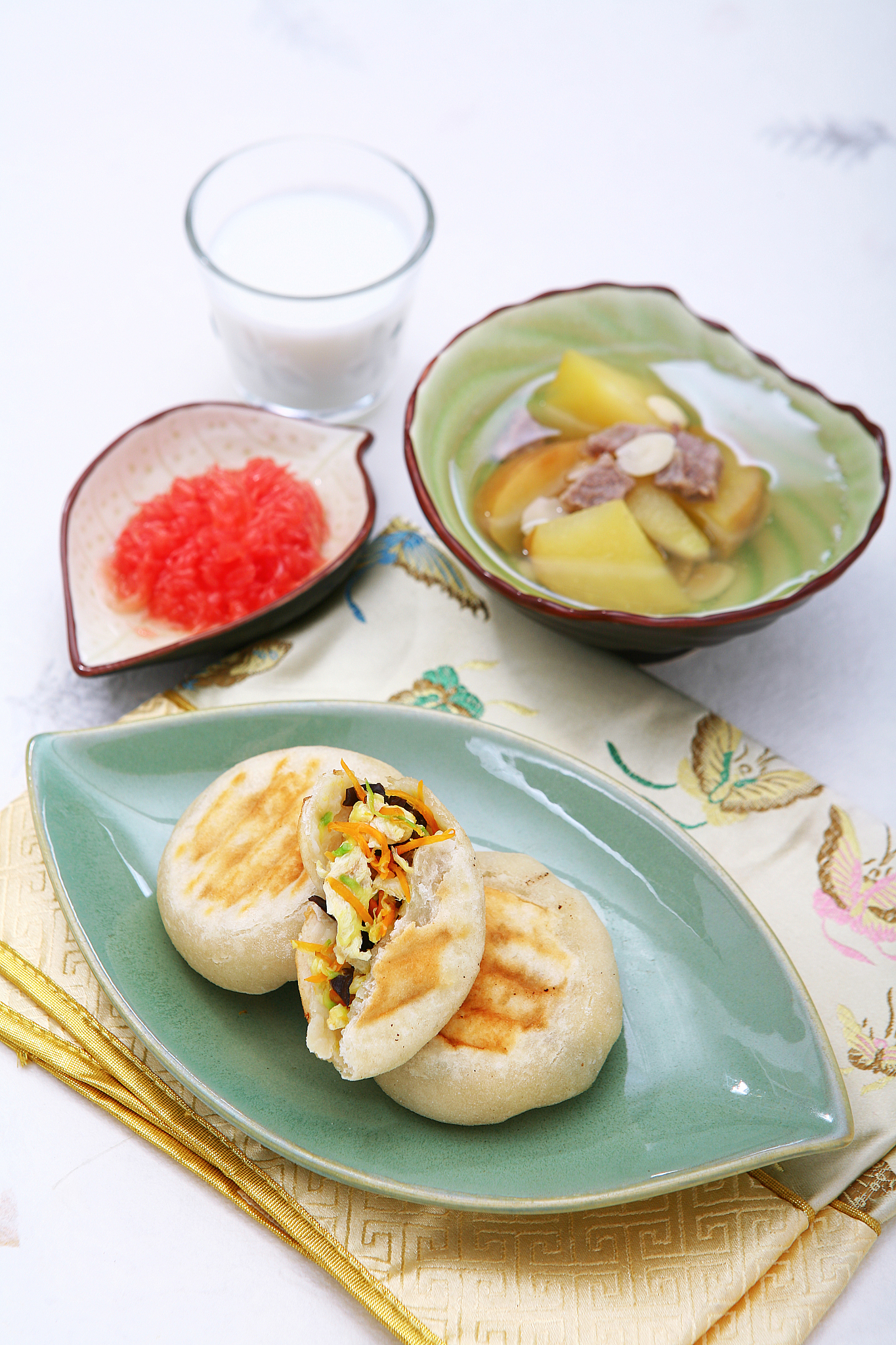 一岁宝宝吃包子，竟然这么厉害！