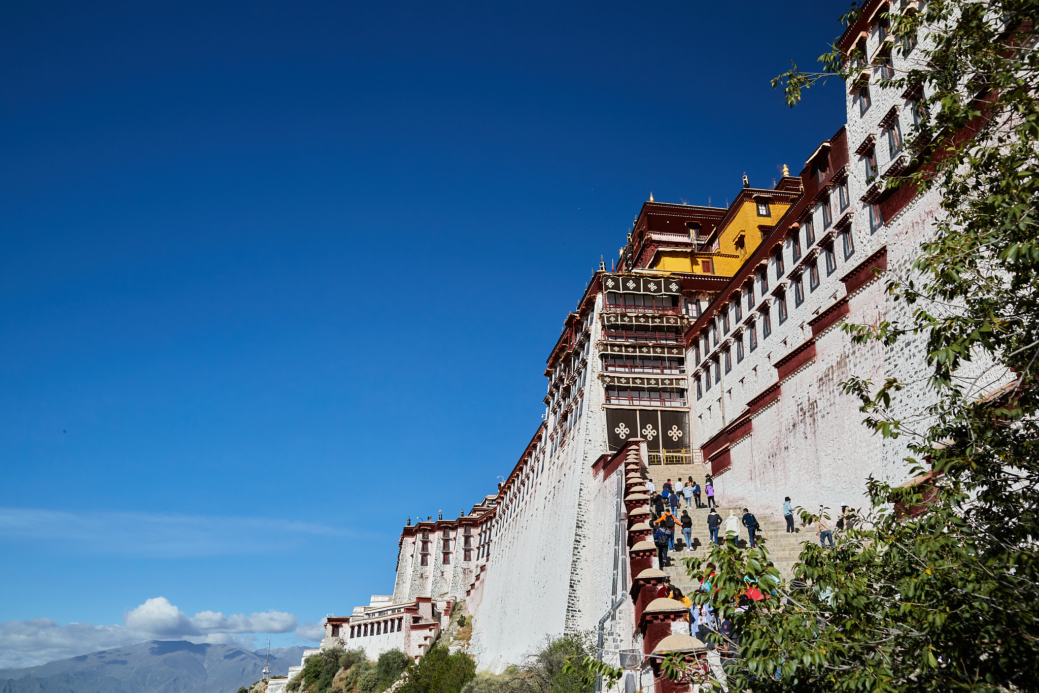 我如何花100块钱去布达拉宫旅游