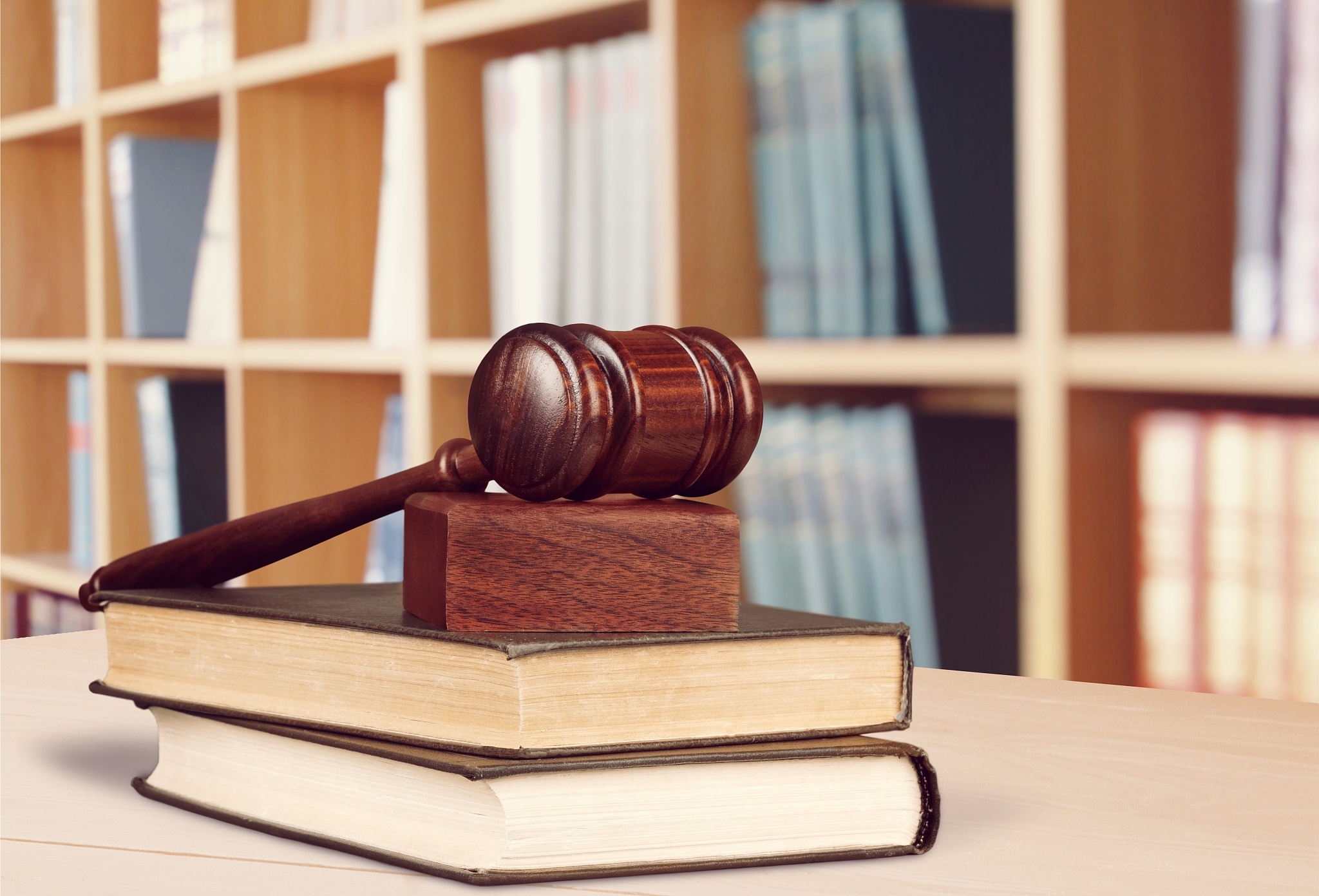 法律事务专科课程有哪些？用发