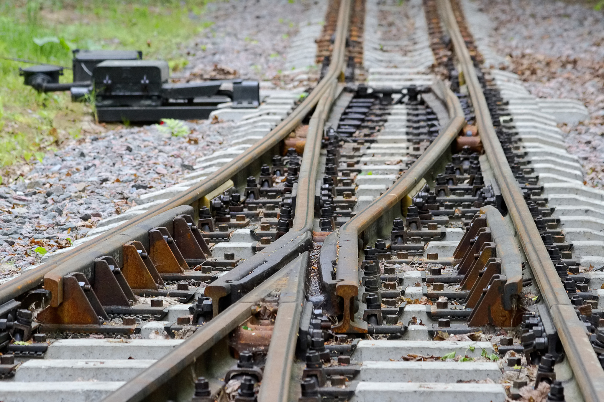 西安市职工大学铁道轨道供电专业：招生条件、课程设置及教学质量