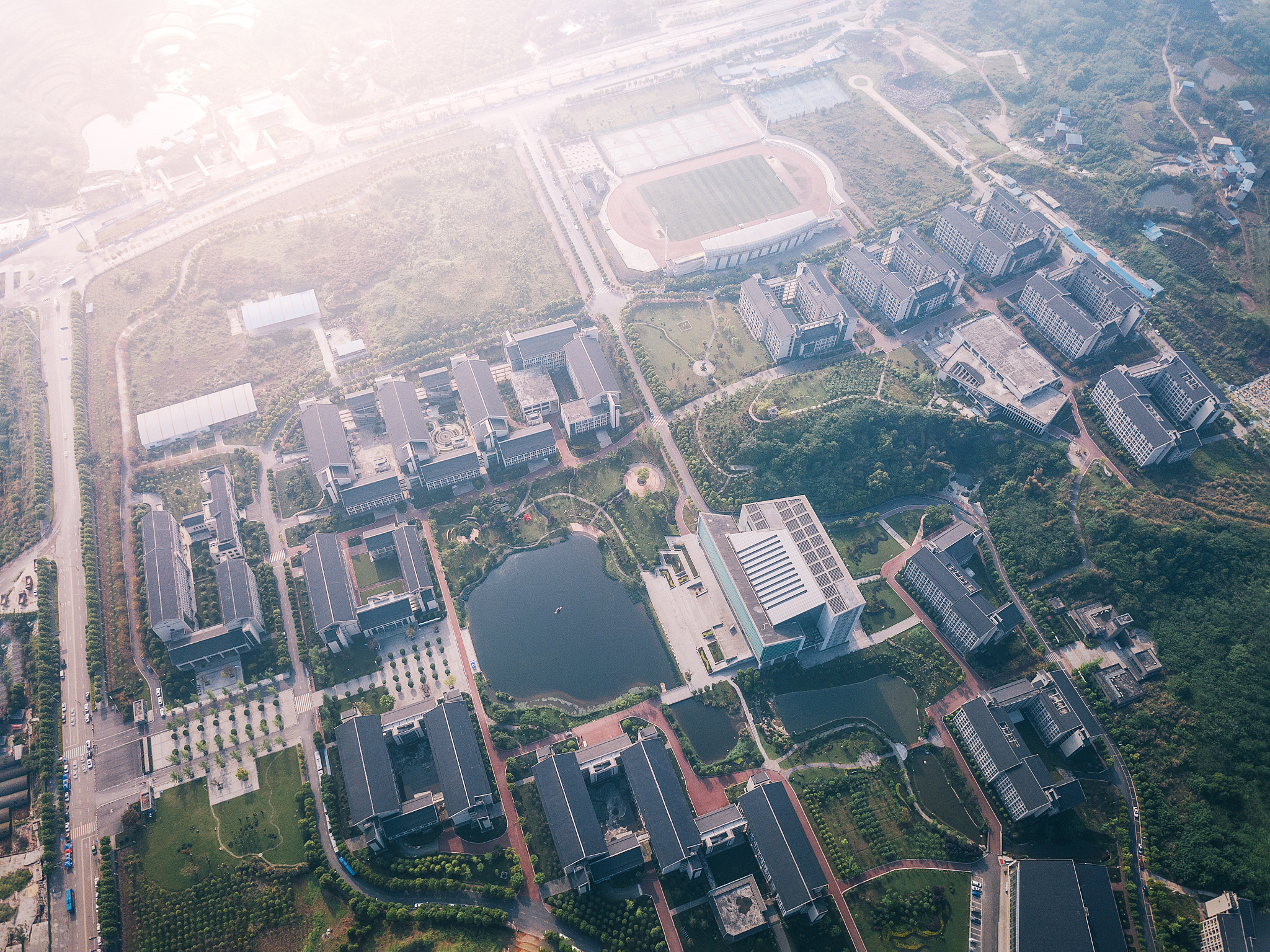 重庆农业学校汽车制造与检修专业毕业后学位：工学学士，助力汽车工程发展