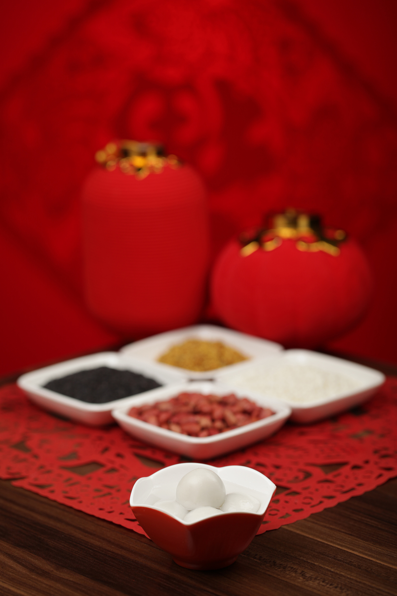 一碗汤圆和制作材料