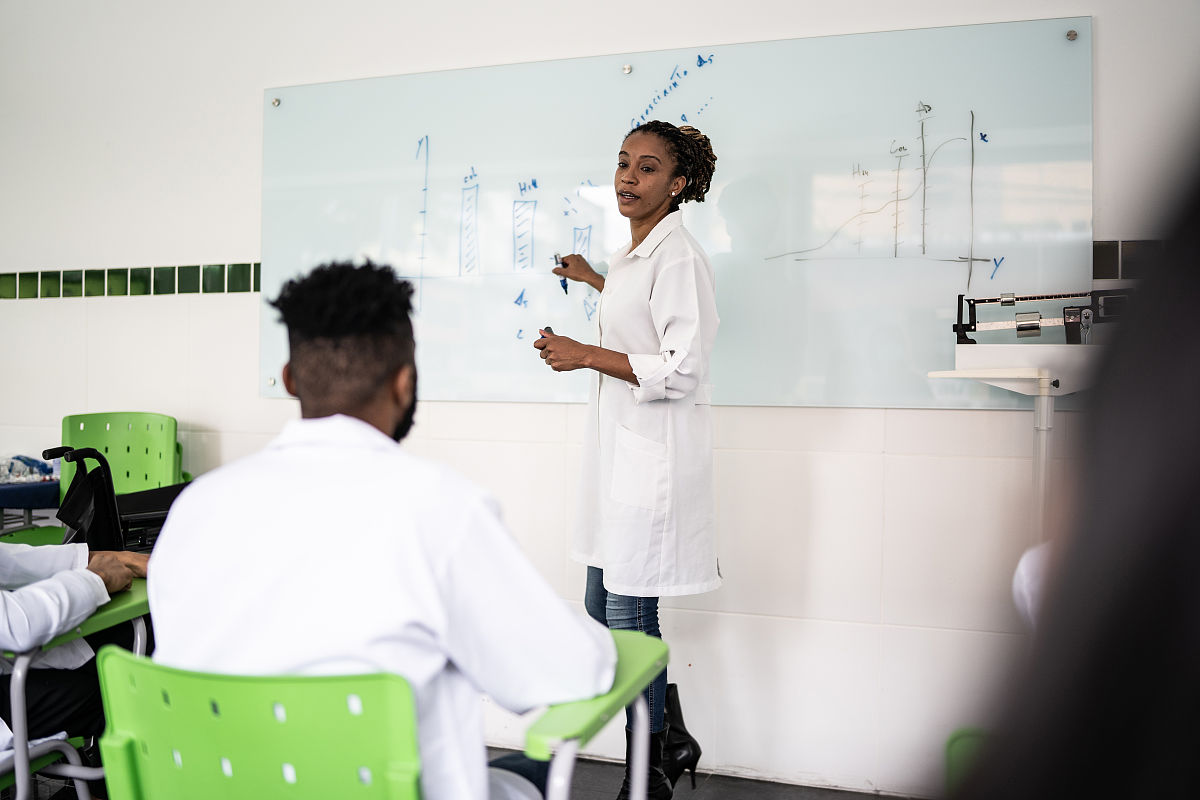 教学中情境导入中情境是什么意思