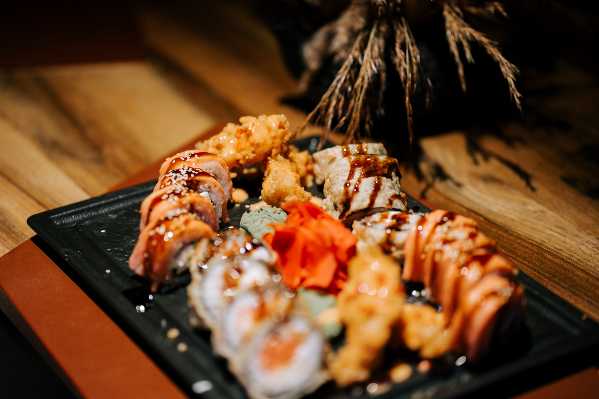 写100字左右日本餐厅的评价