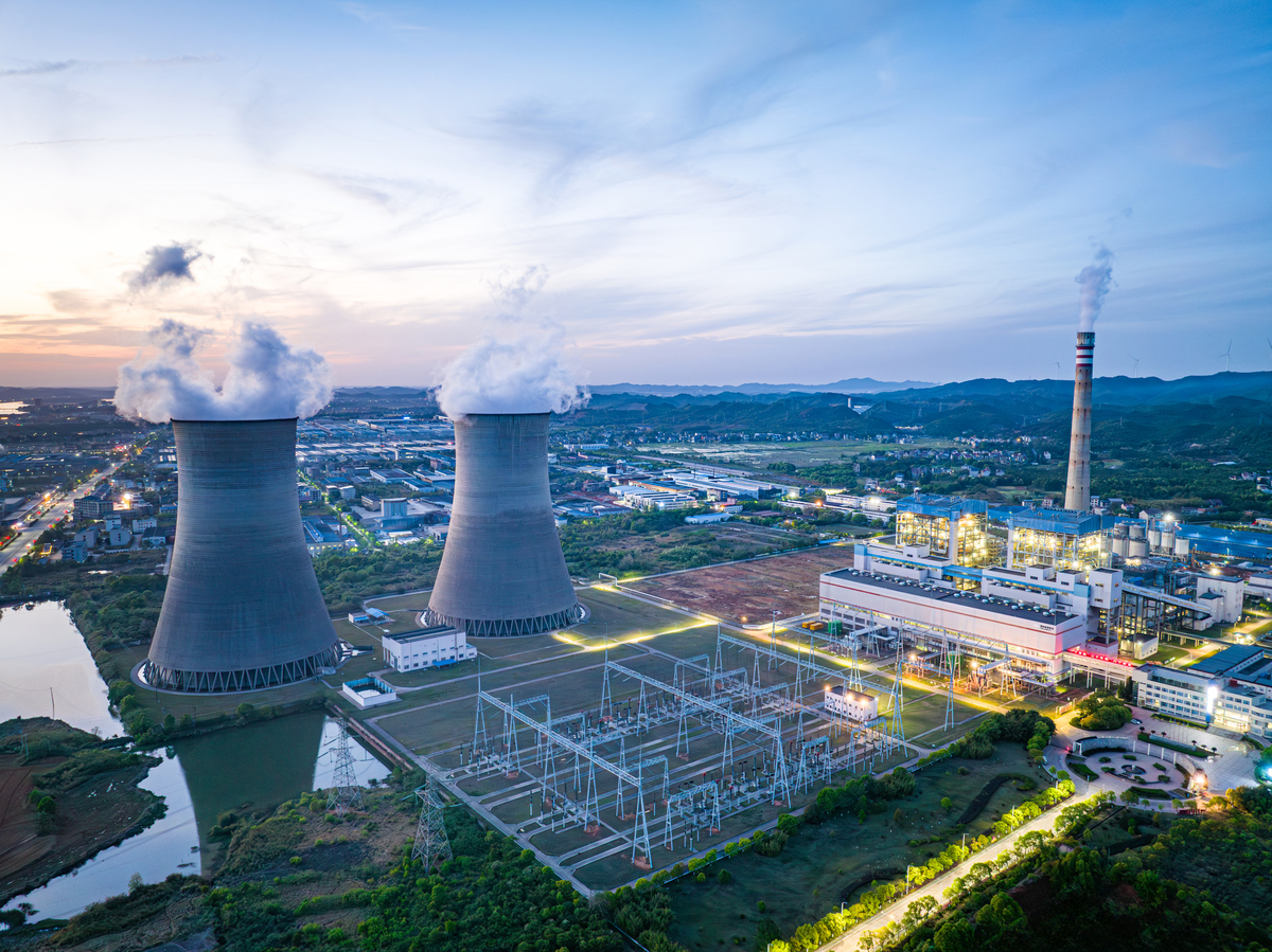 A电力公司：提供高效可靠环保电力服务的行业领导者