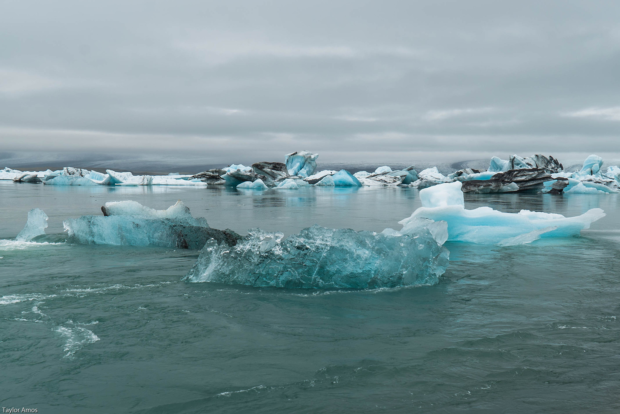 iceberg lagoon in iceland