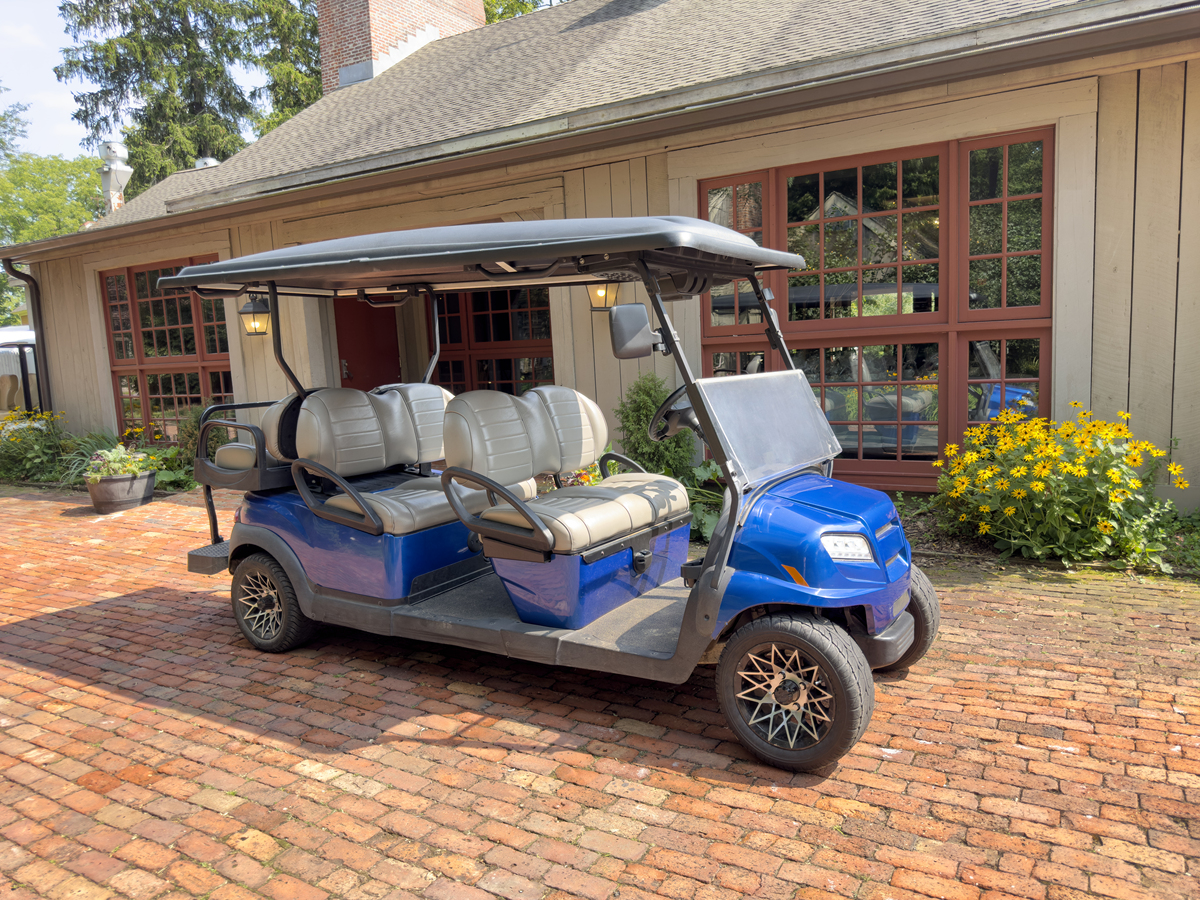 电动观光车优势：环保、舒适、安全、经济