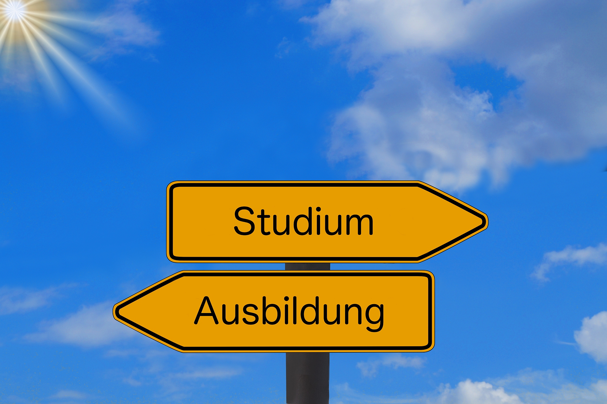 我是北京理工大学新能源材料与器件专业的大四学生请帮我给出参加小学期实习的实习目的