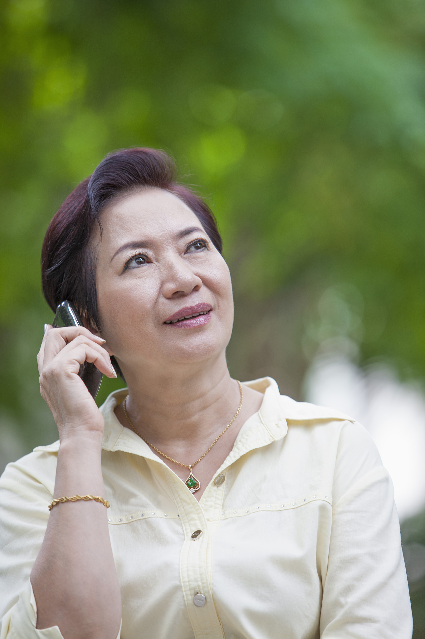 形容中老年女性气质的十个成语