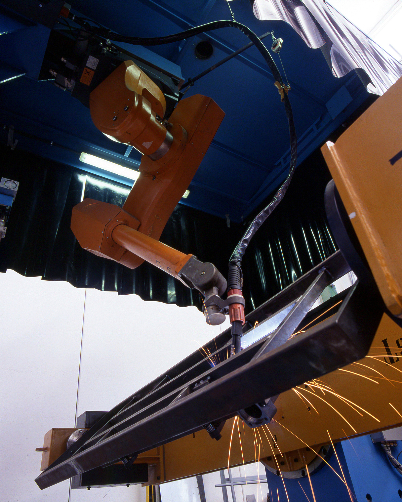 Aerial Operations Safety: Ladders and Cranes