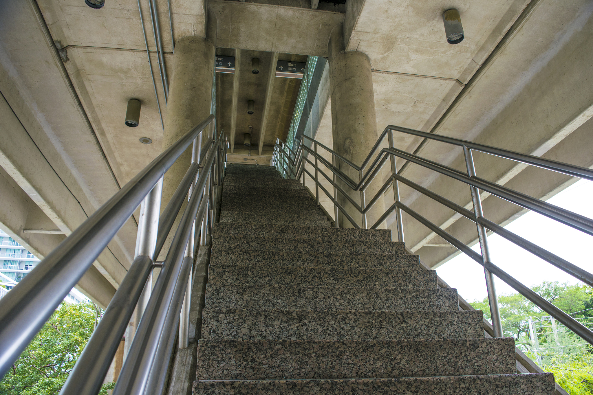 武汉旅游管理学校机电一体化技术(电梯安装与维修)招生简章