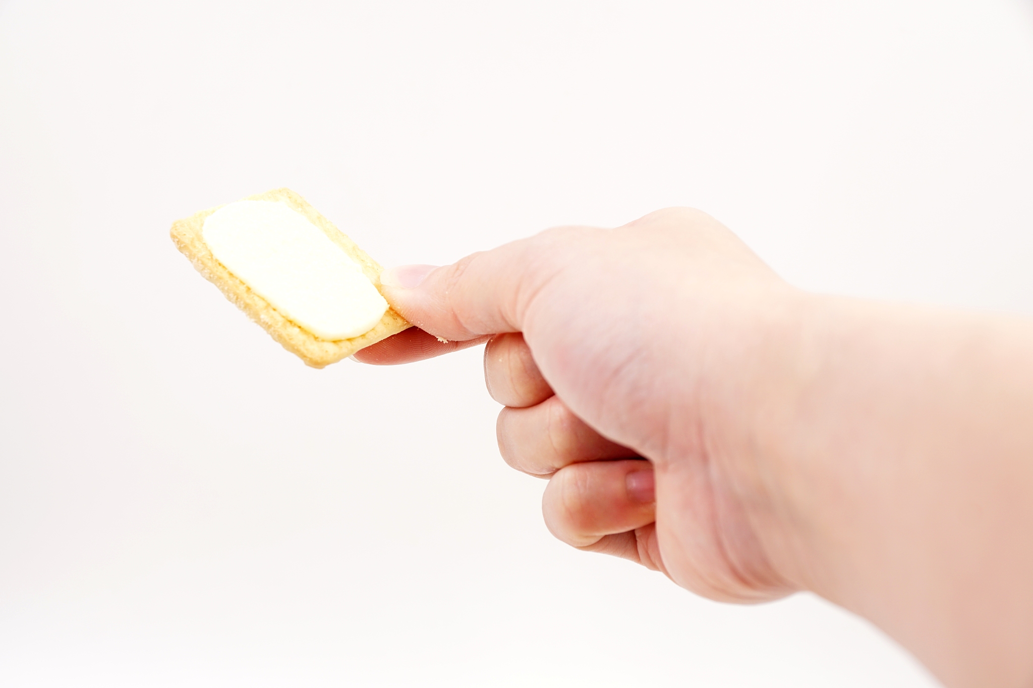 custard cream biscuits, a snack