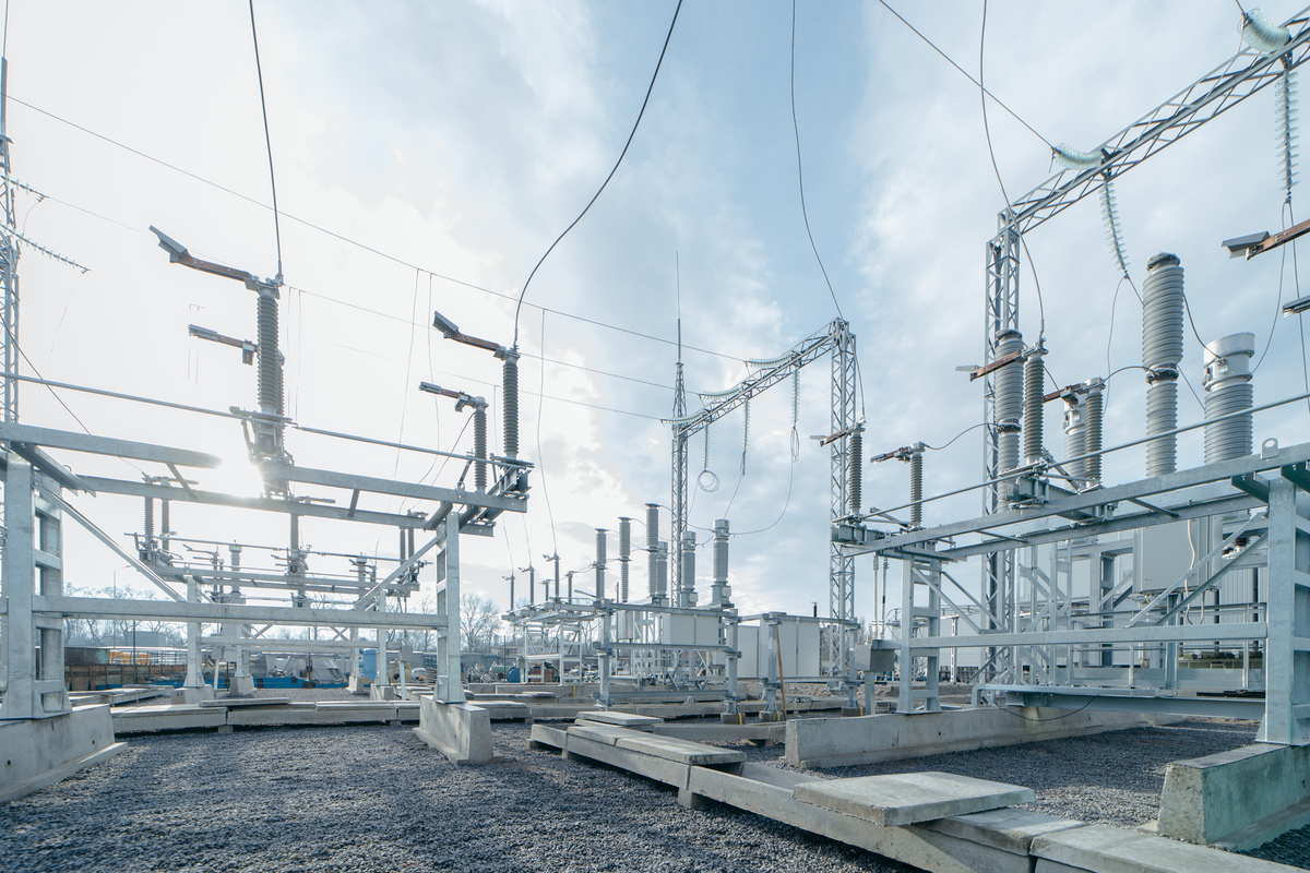 能源与动力工程专业在电力企业生产中起的作用并参考中国文献