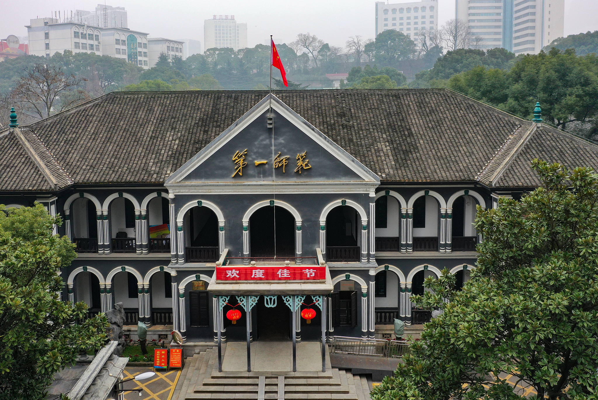 江西省建筑工业学校电子技术应用三年制好不好？有什么招生要求