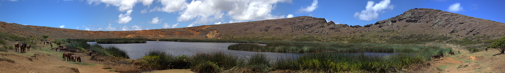 panoramic picture of rano raraku volcano