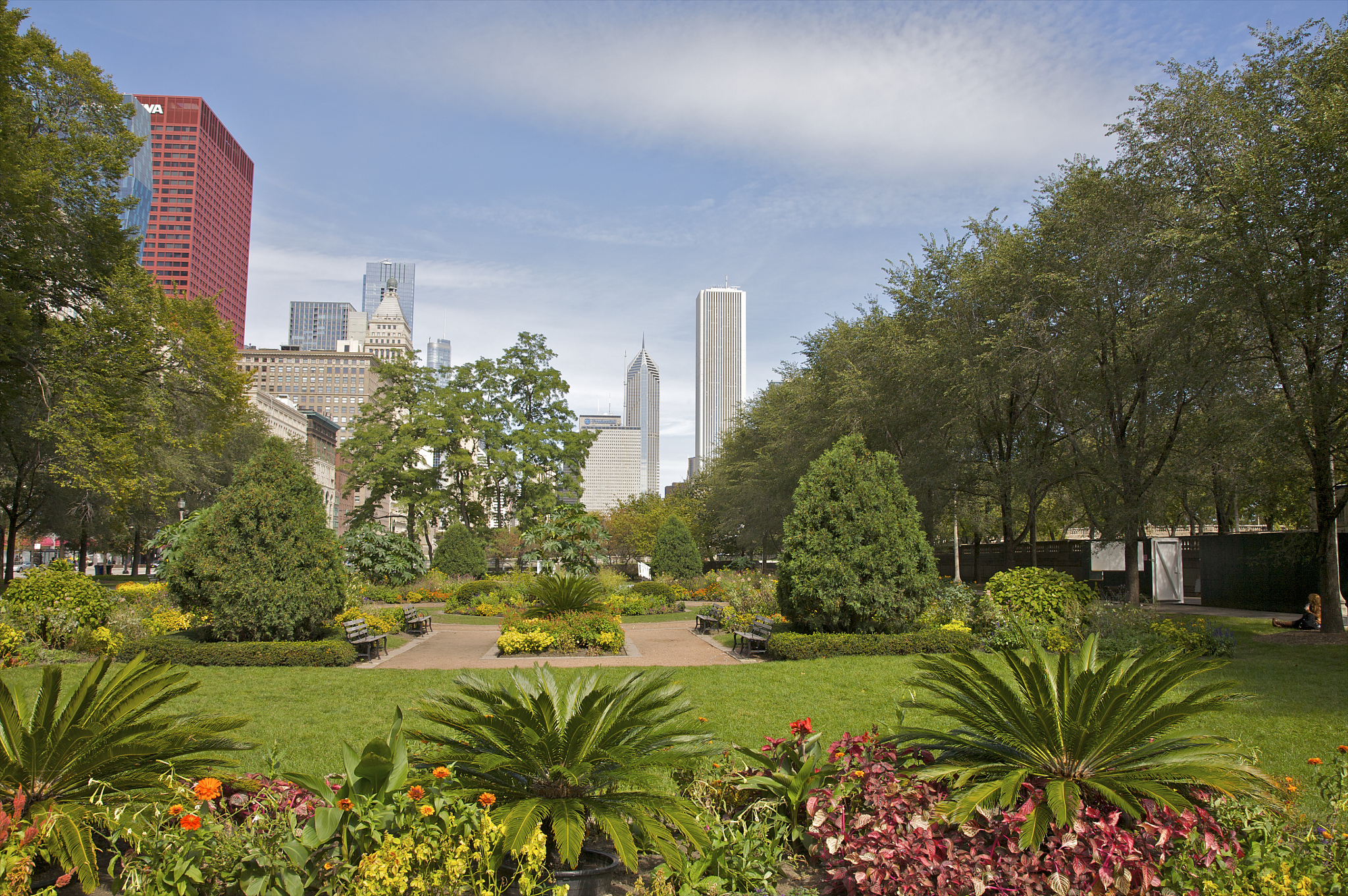 美国芝加哥市长期推行的公园空间公正性计划是什么时候推行的