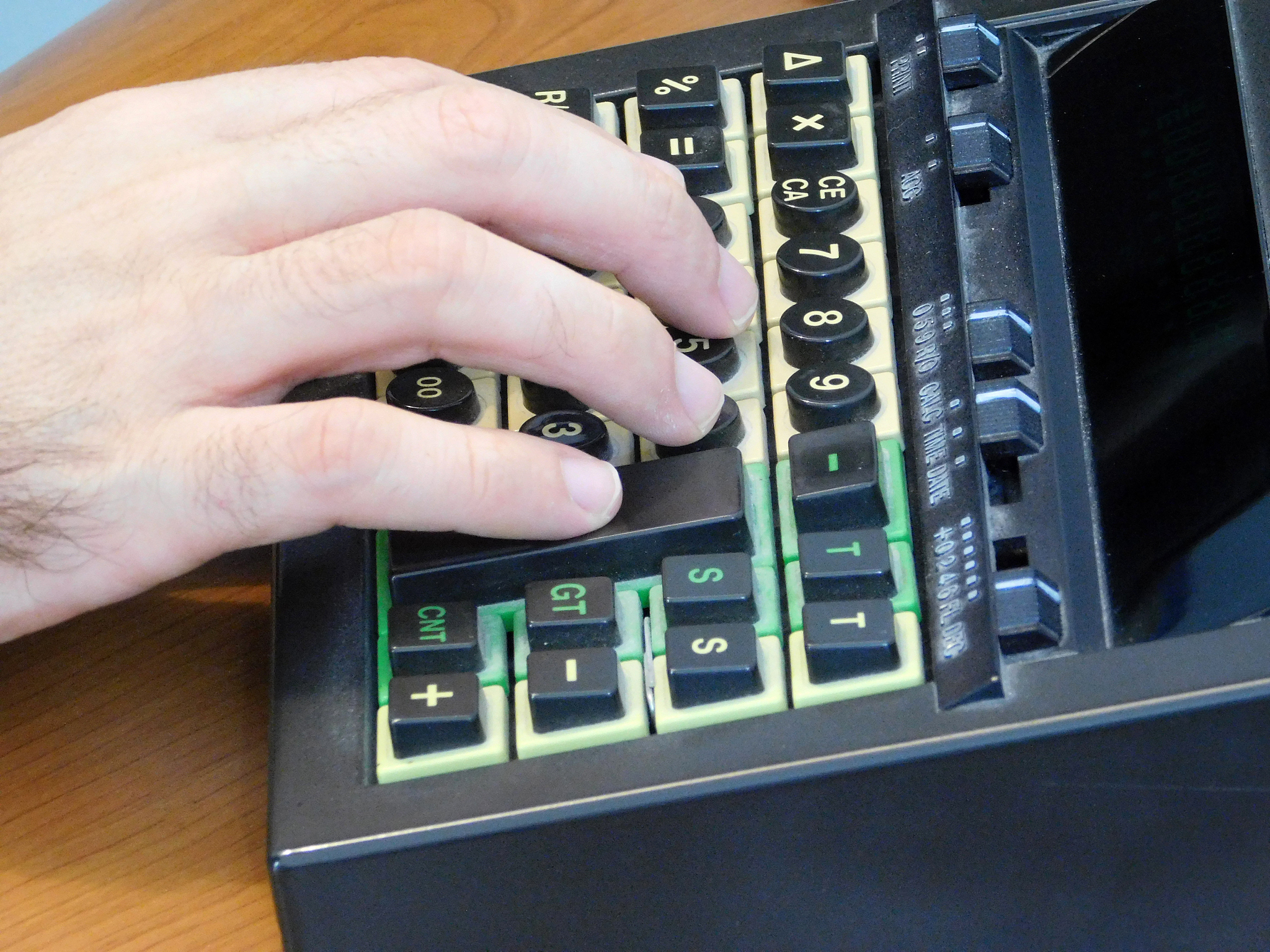 树莓派摄像头手势识别：详细教程及代码示例