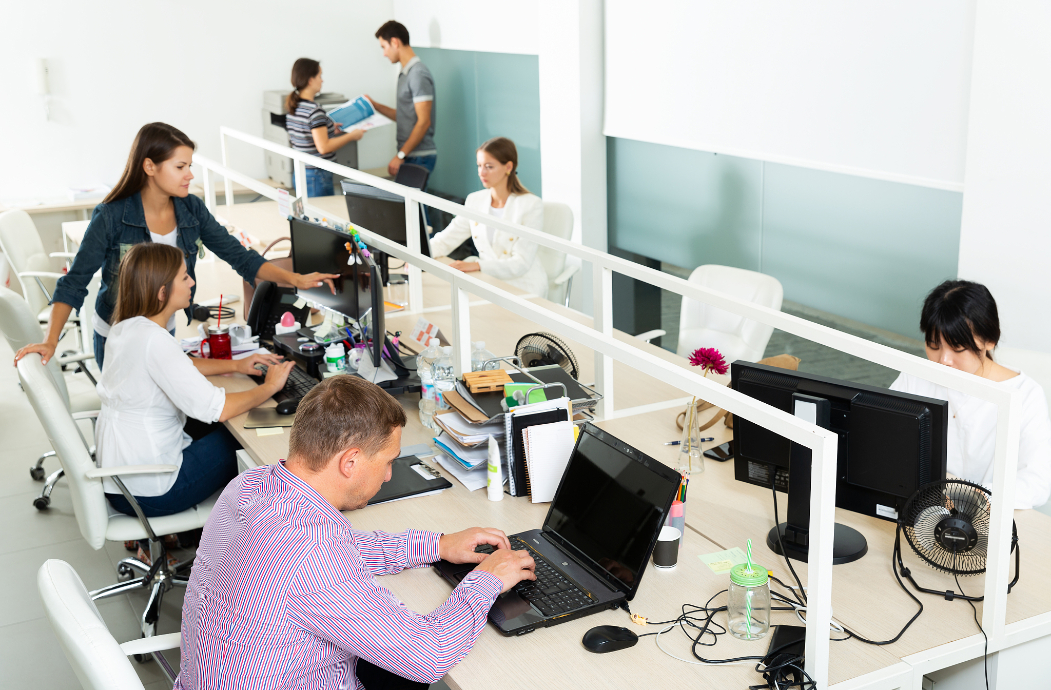 working process in modern office