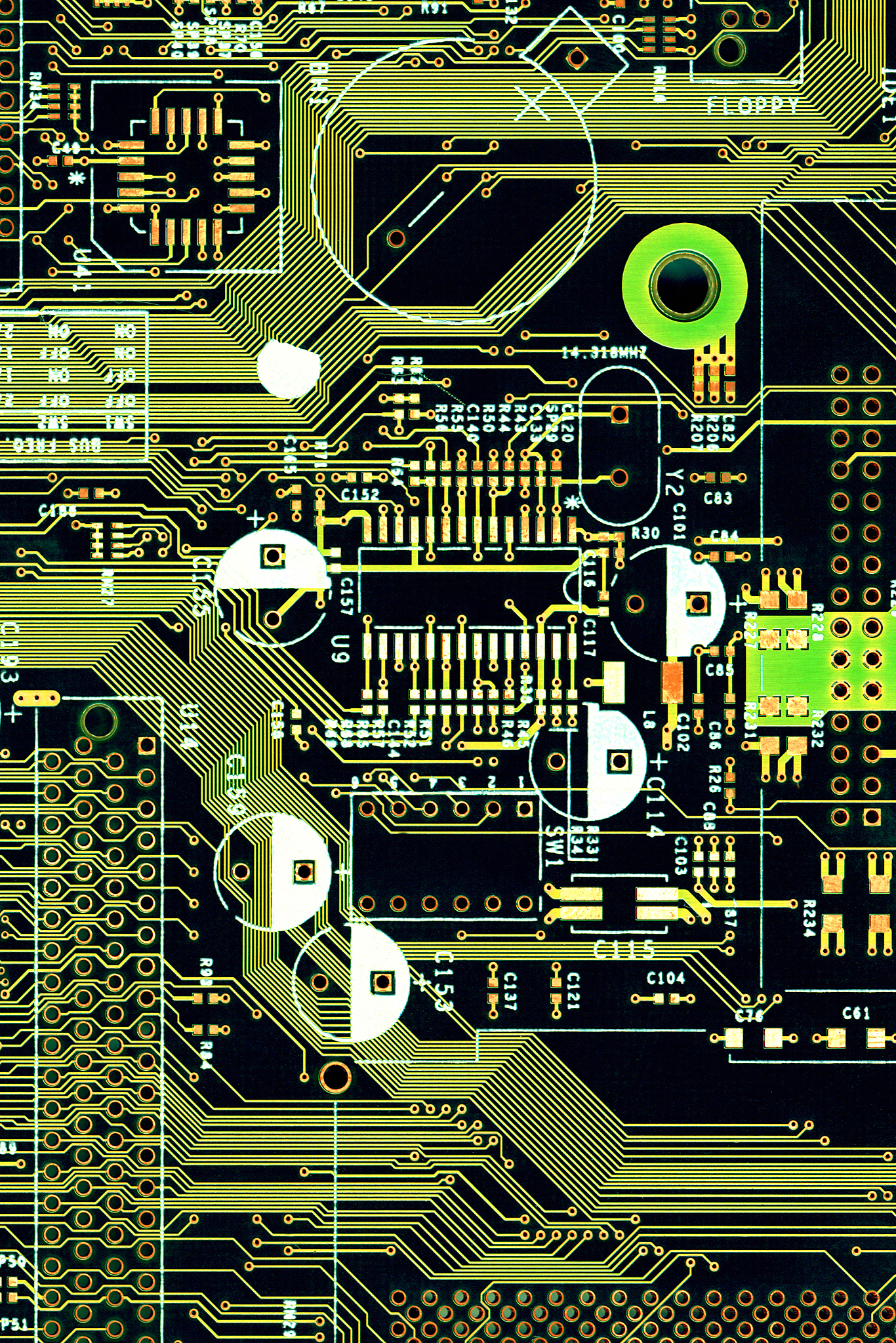 总平面图根据规划定点图及建设单位提供的地形图绘制.周于建筑定位和确定标高。改写这段话查重率低于20%