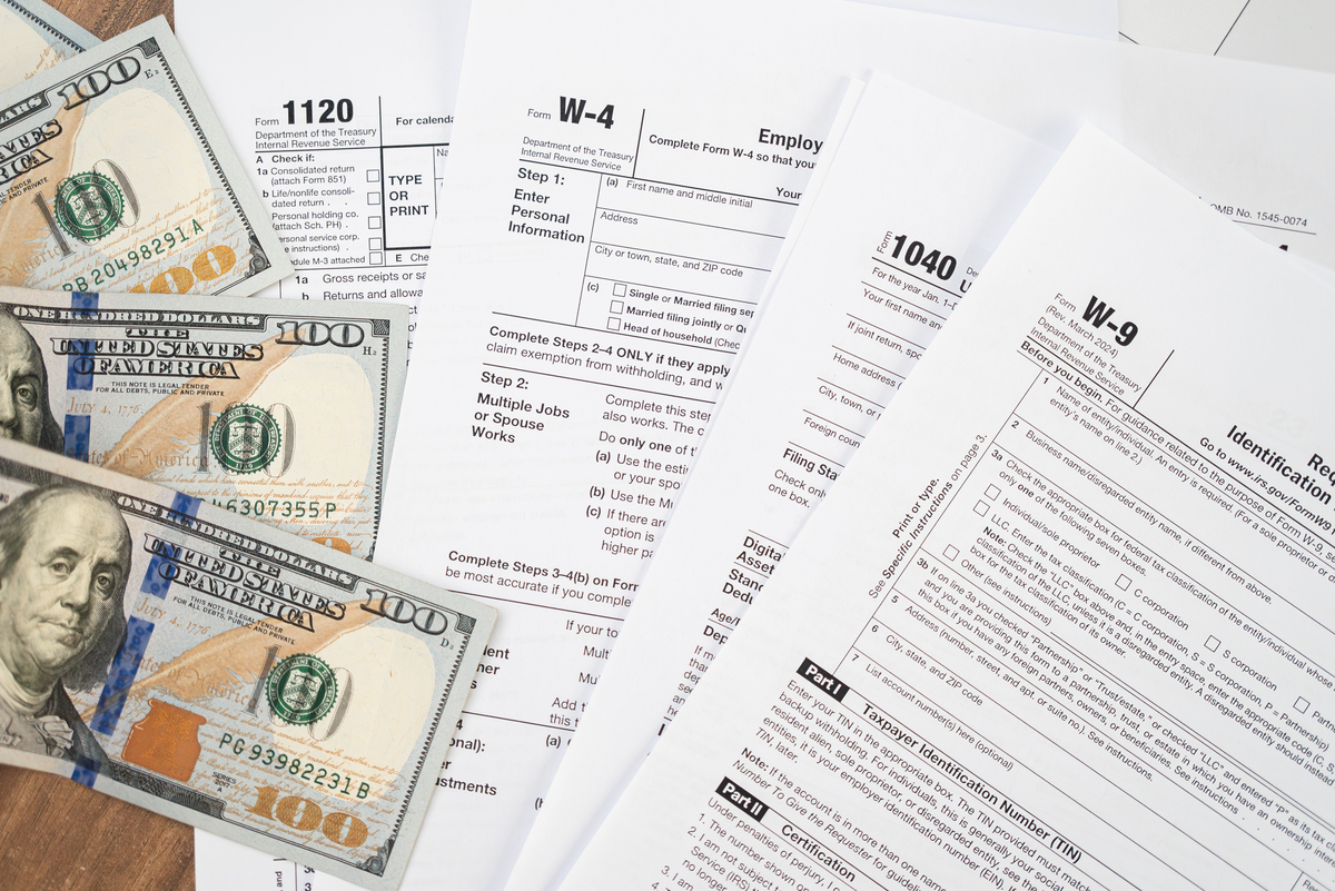 Send Money Internationally Faster & Cheaper with Cryptocurrency