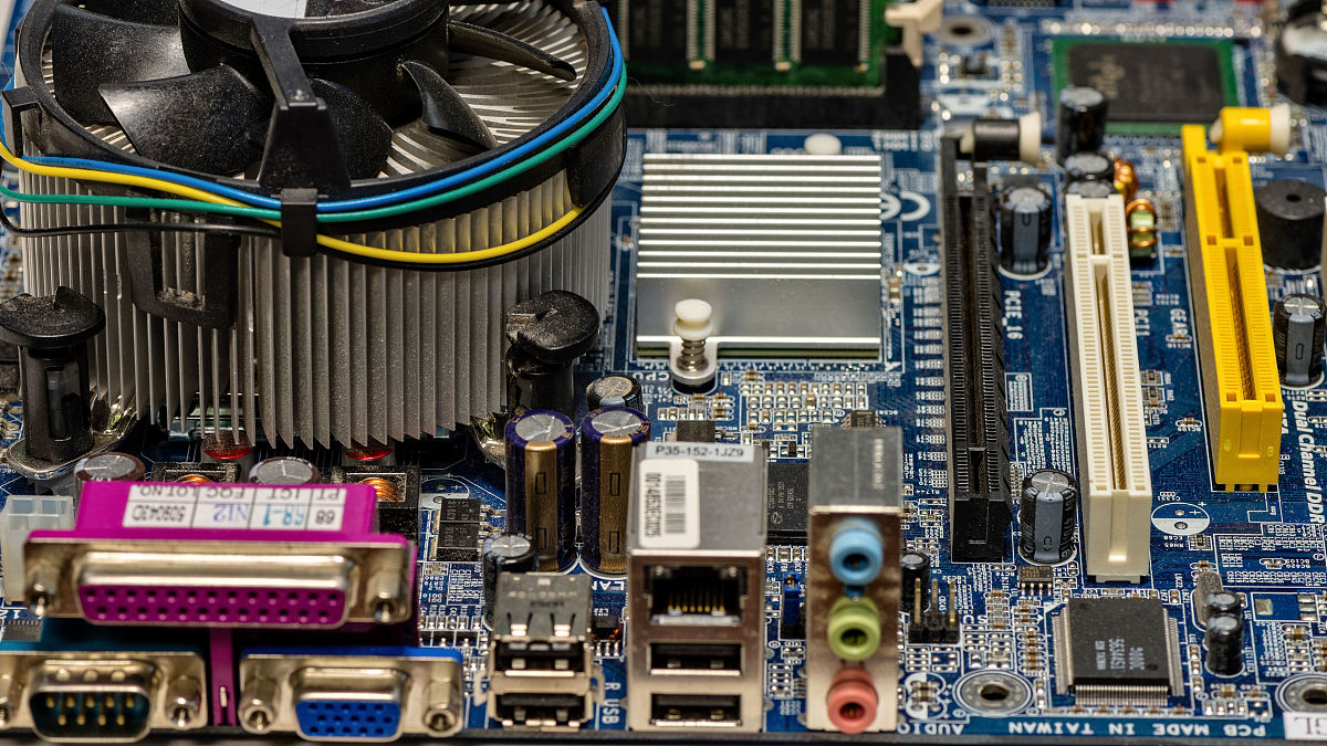 G41主板能支持戴尔品牌的r7 250显卡吗